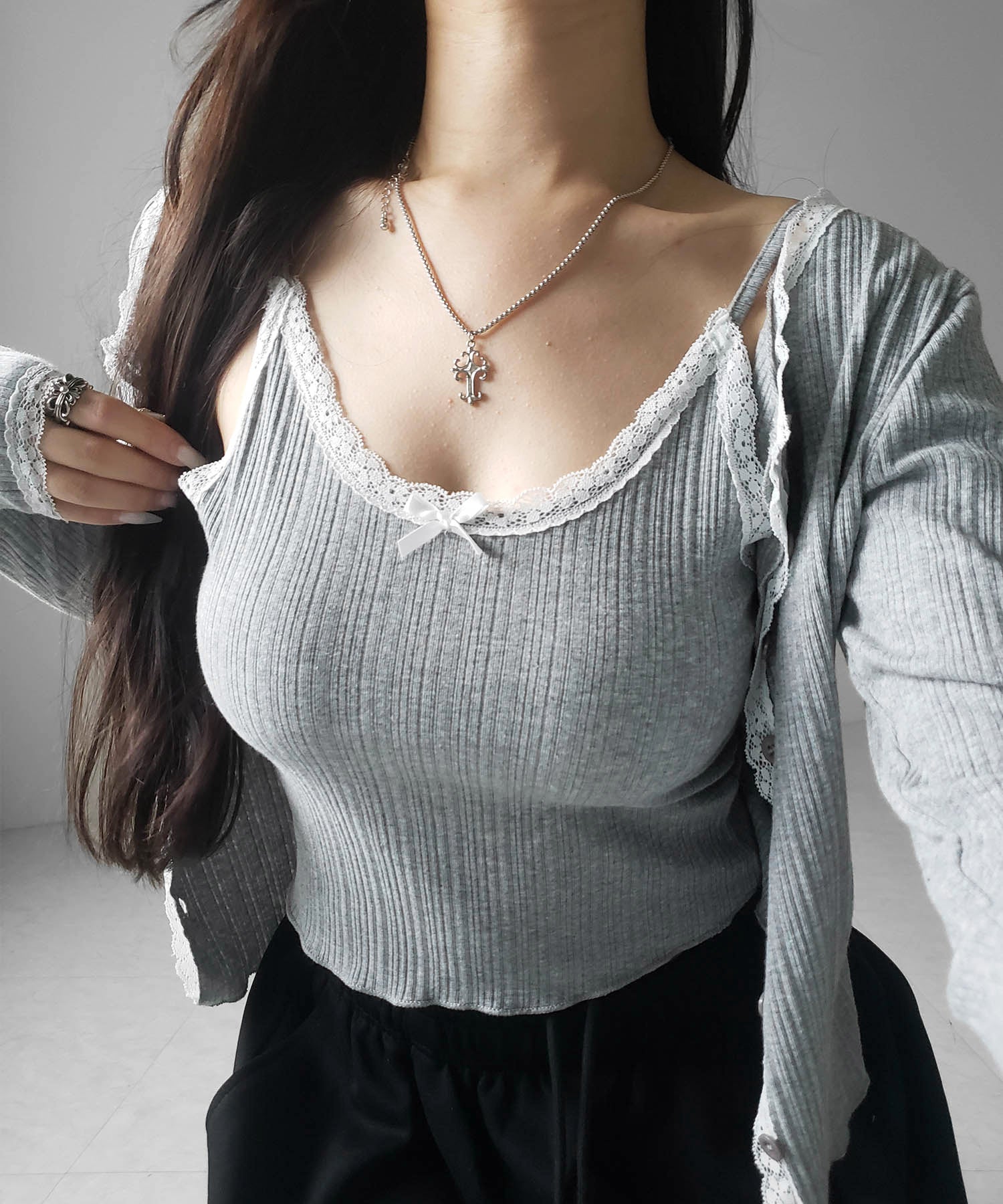 【 2点セット 】フロントリボンレース切替リブキャミソール + カーディガンセット /front ribbon lace lib camisole + cardigan SET