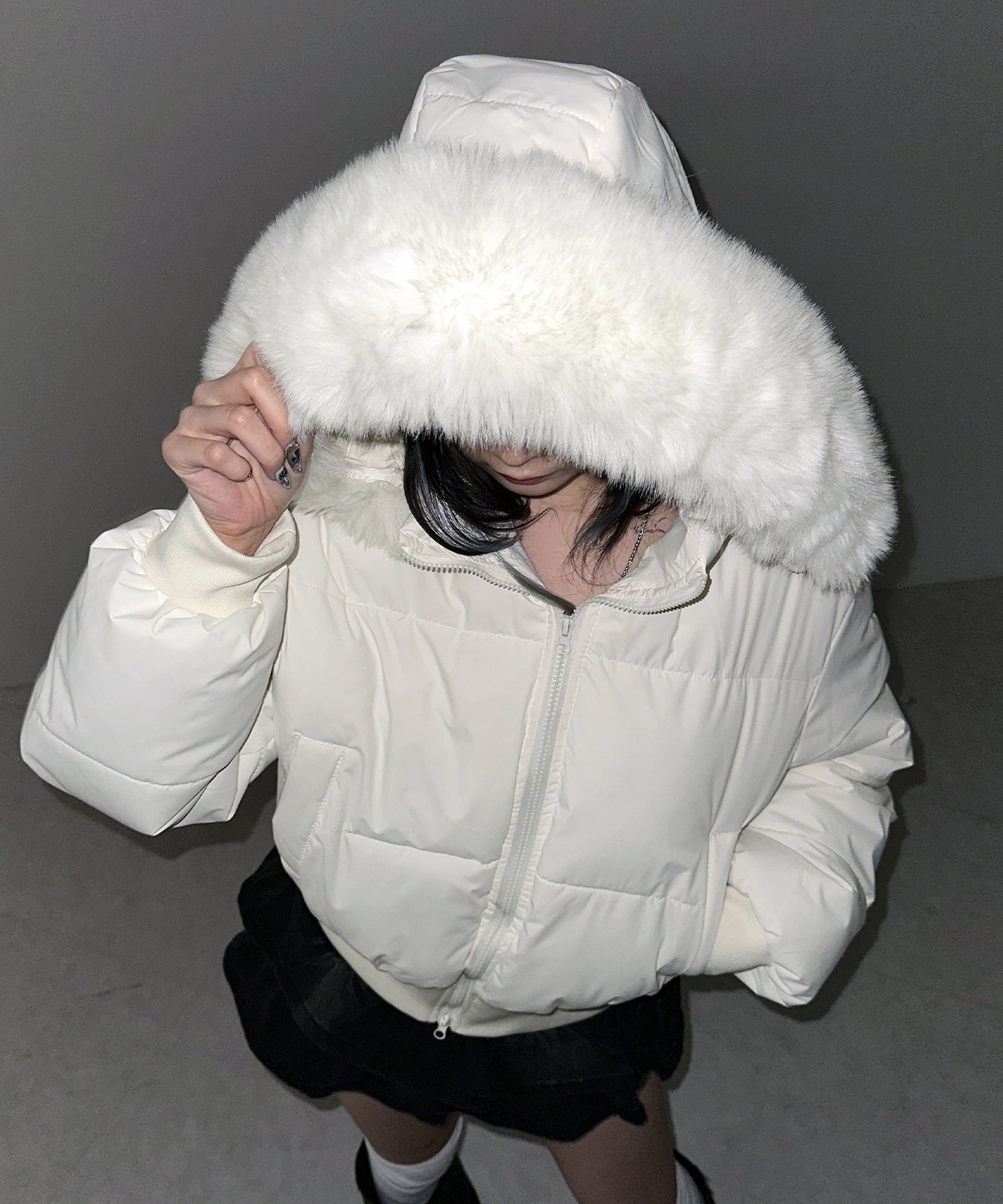 【 フード取り外し可能2WAY 】フェイクファーフードショートダウンジャケット / 2WAY fake fur hoodie short down jacket