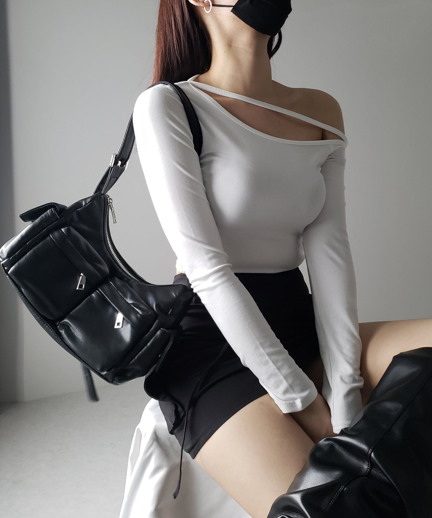 【 3color 】ストラップワンショルダーショートカットソートップス / strap one shoulder short cutsew tops