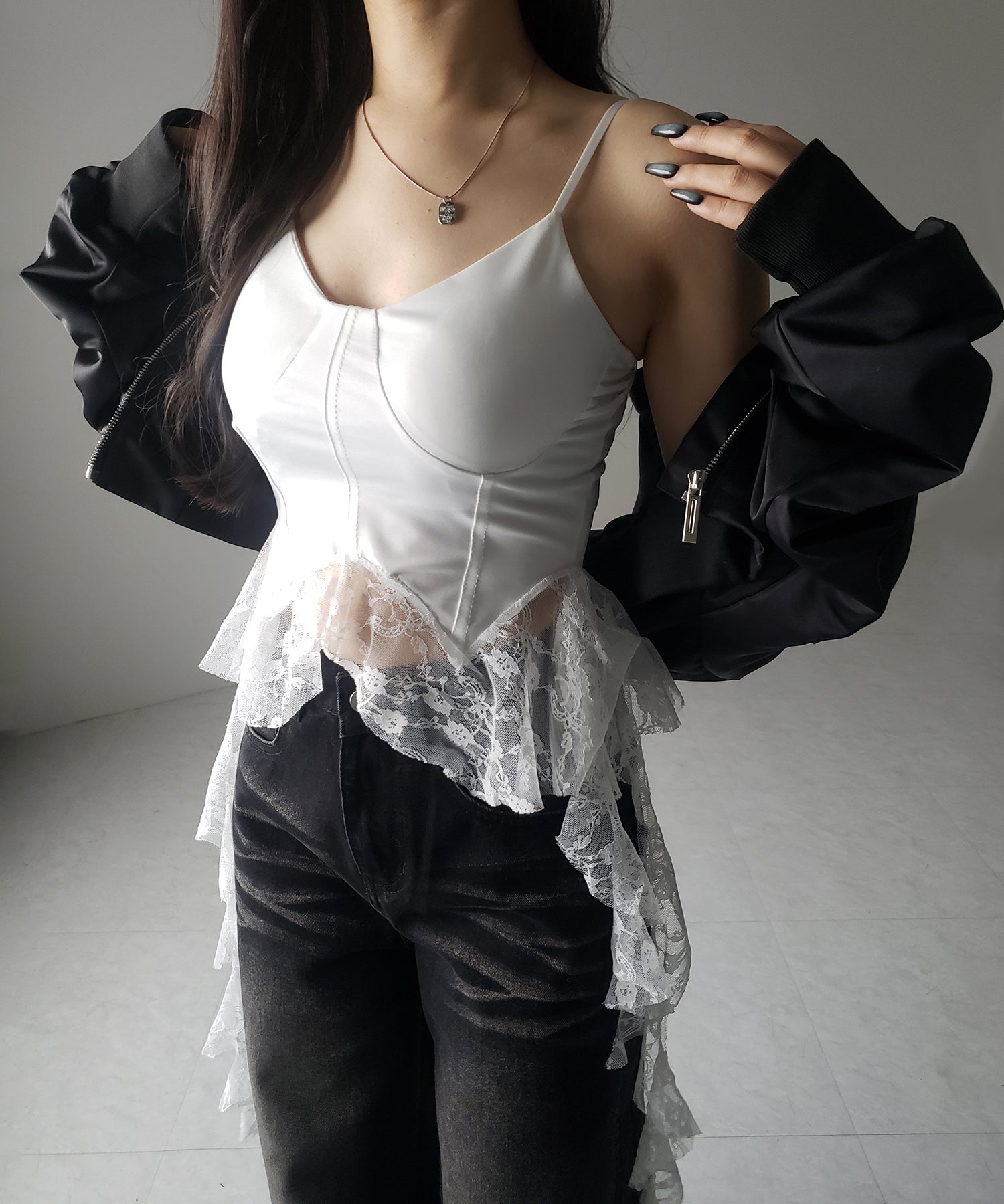 【 2color 】レースフリルレイヤードビスチェキャミソール / lace frill layered bustier camisole