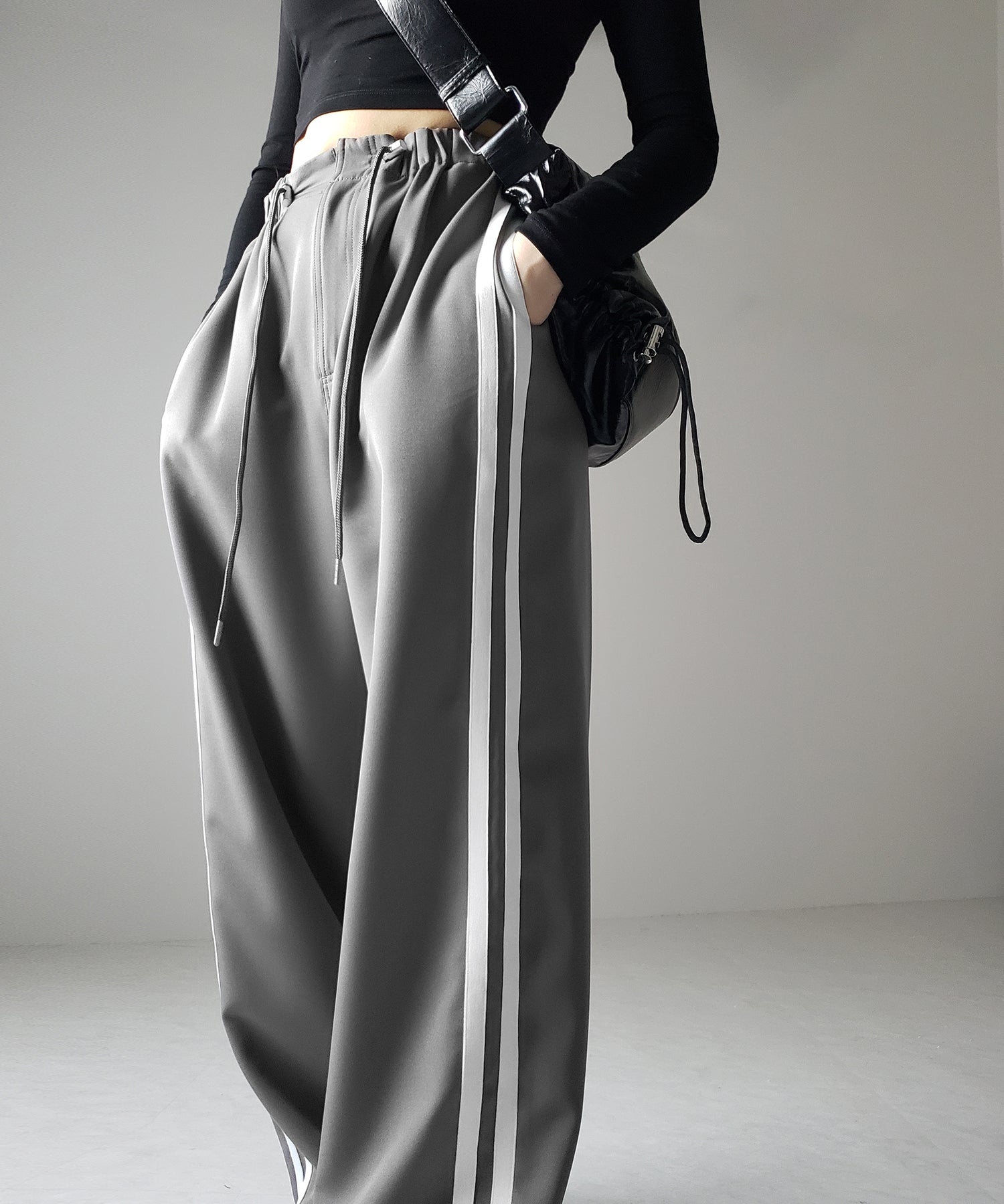 【 3size/3color 】2WAYドロストサイドラインルーズトラックワイドパンツ