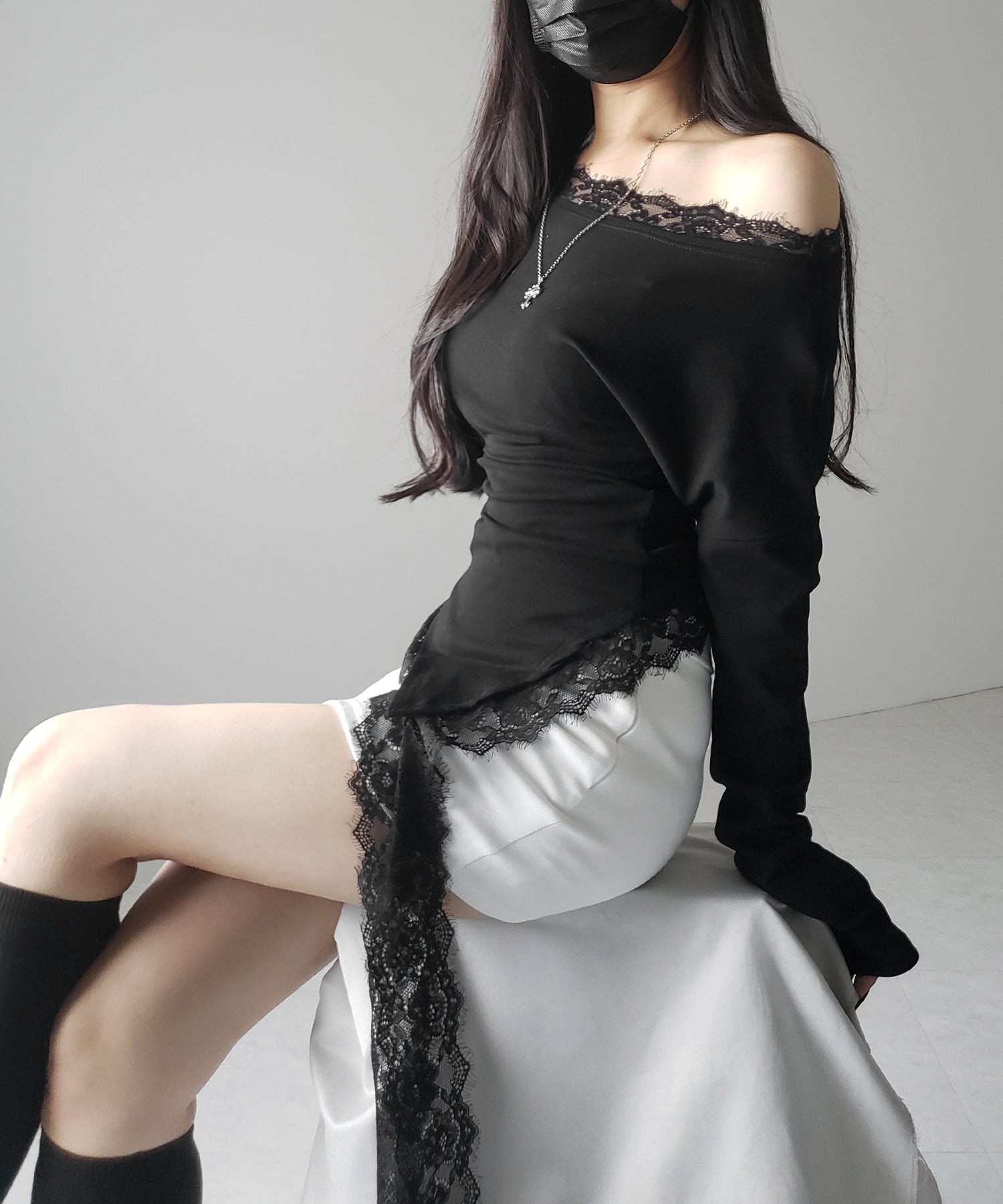 【 2color 】ワンショルダーレースドッキングアシンメトリートップス / one shoulder lace docking asymmetry tops