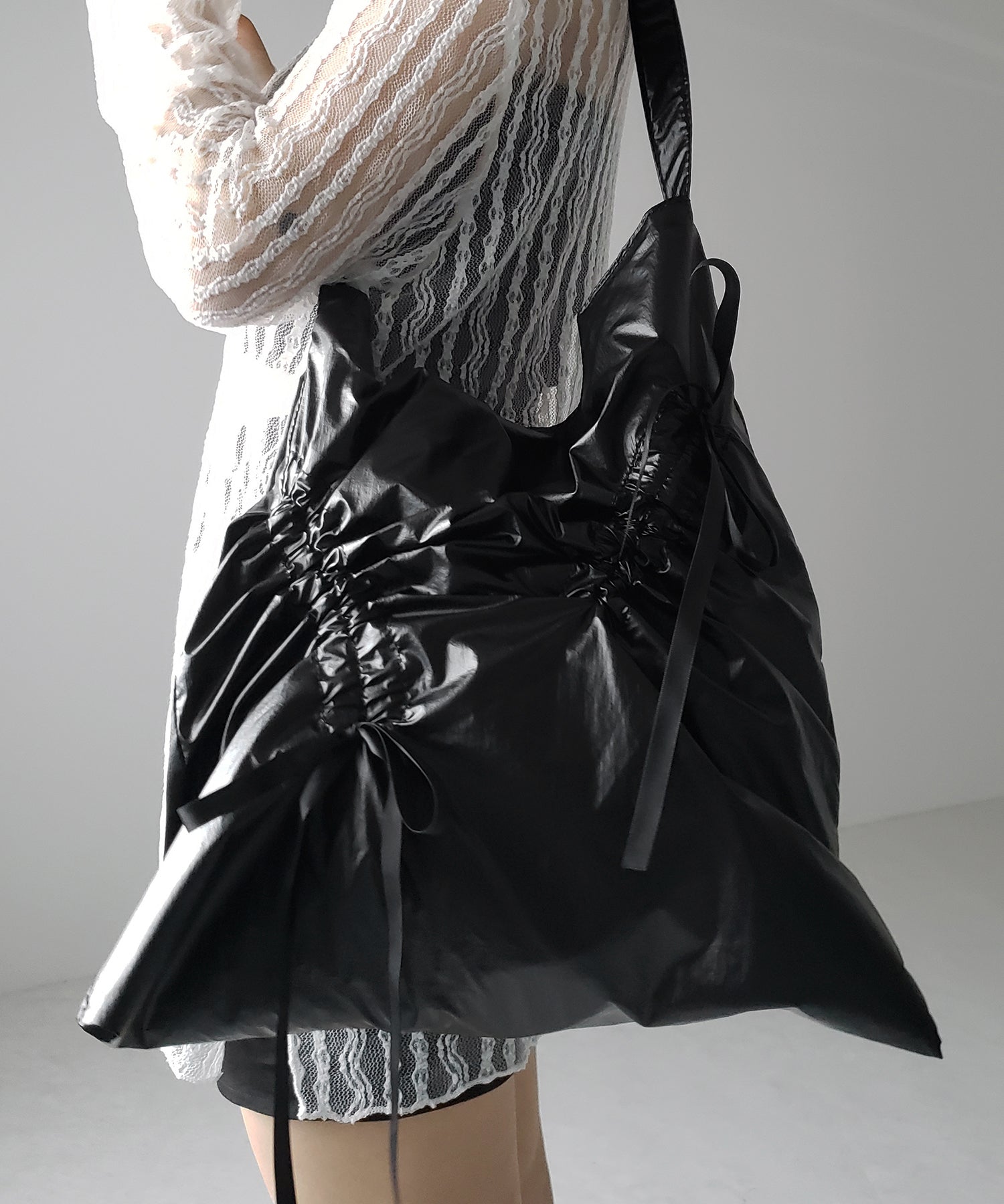 【 2color 】シャーリングリボンメタリックトートバッグ / shirring ribbon metallic tote bag