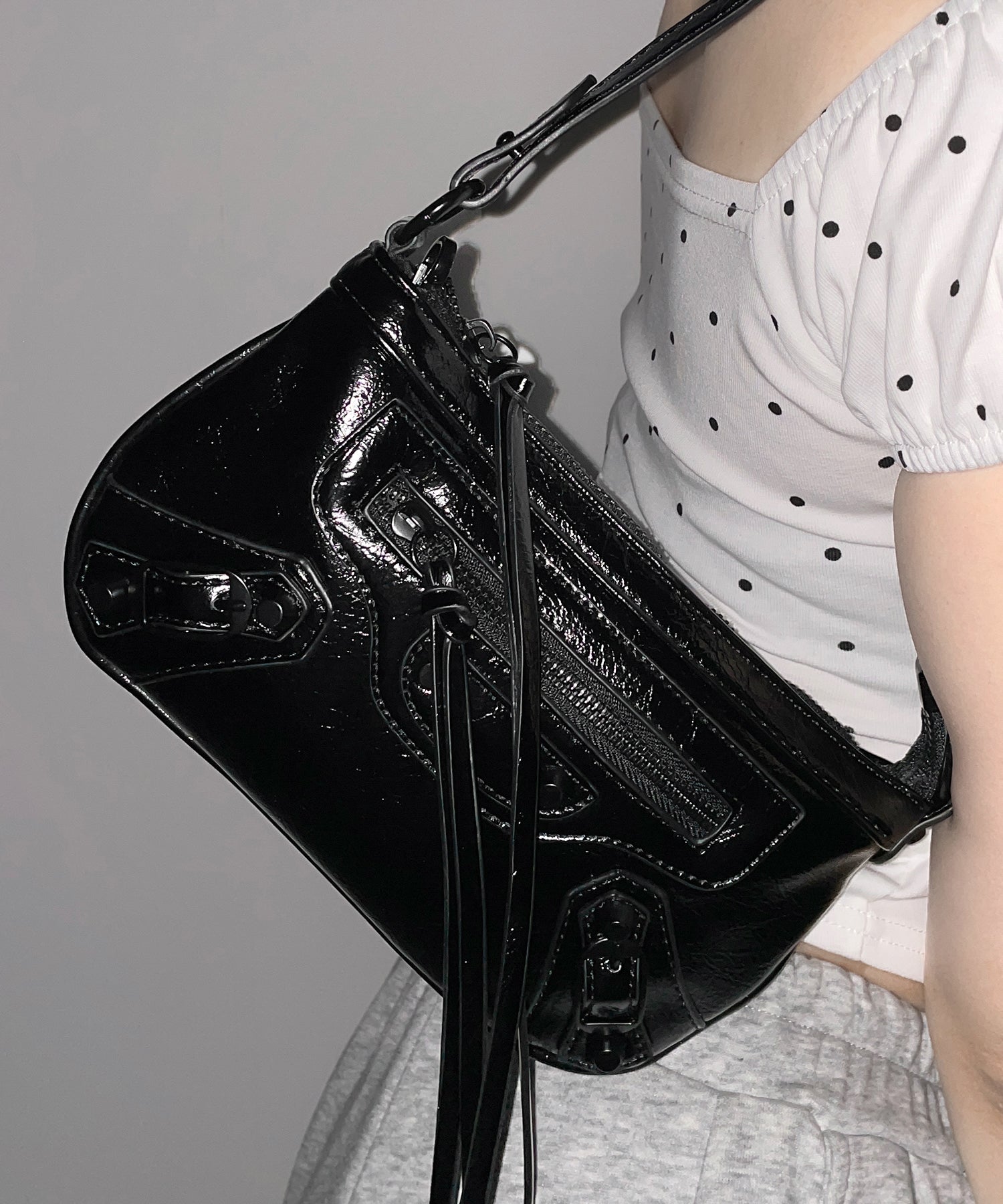 【 ショルダーストラップ付き2WAY 】ヴィンテージライクグランジミニハンドバッグ/ vintage like grunge mini hand bag