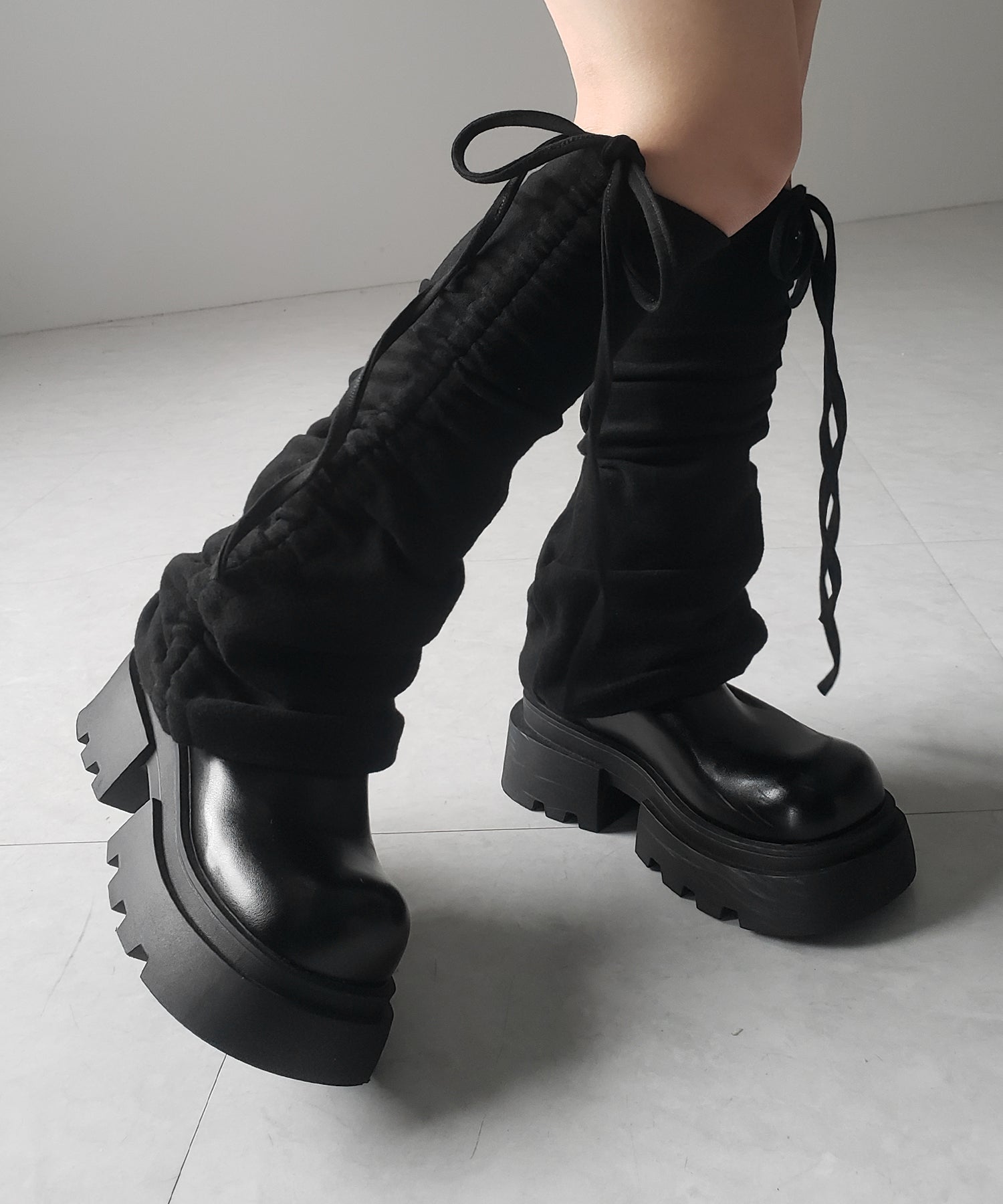 【 2color 】ストラップリボンサイドシャーリングレッグカバー / strap ribbon side shirring leg cover