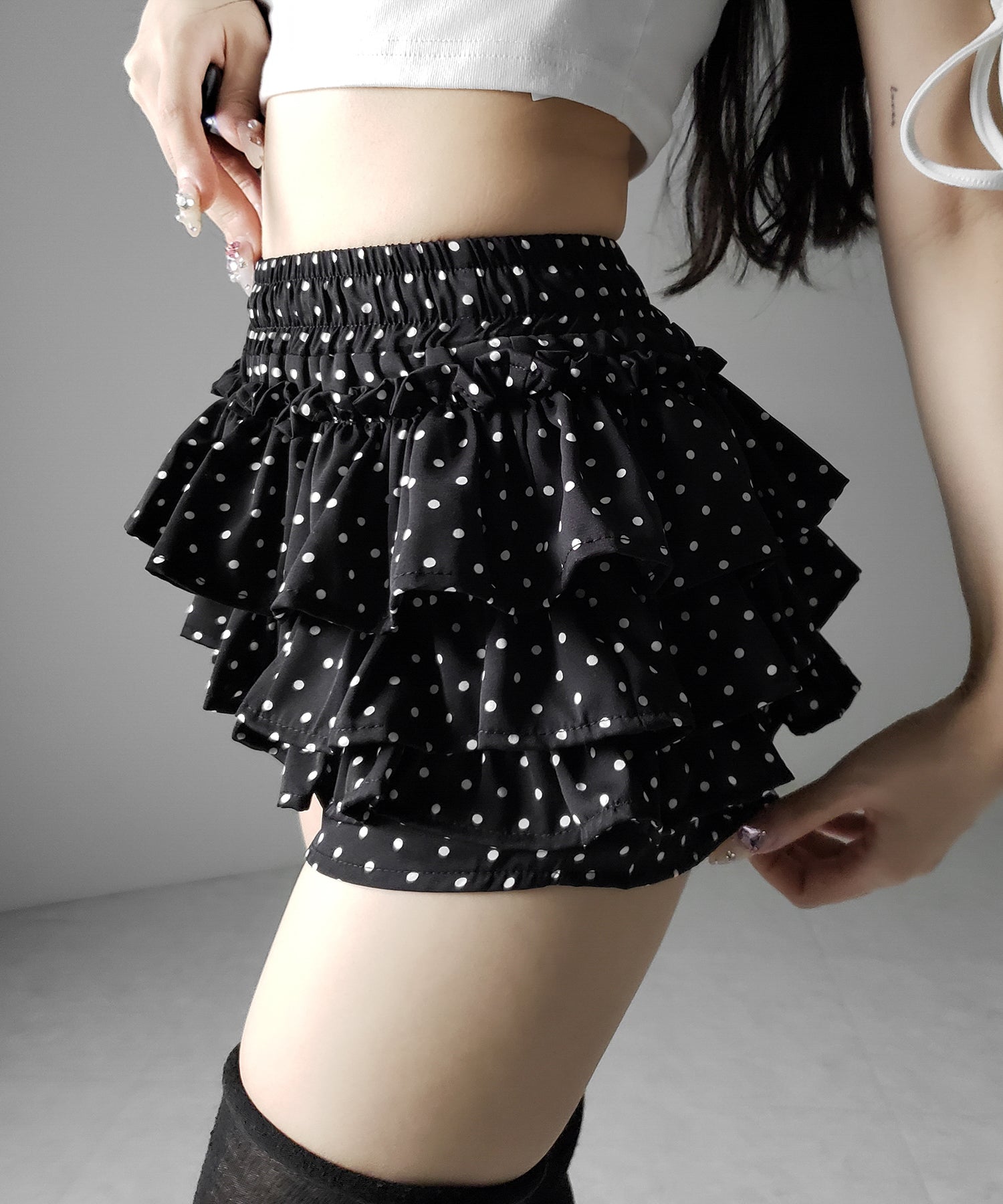 ティアードフリルドットショートパンツ / tiered frill dot short pants