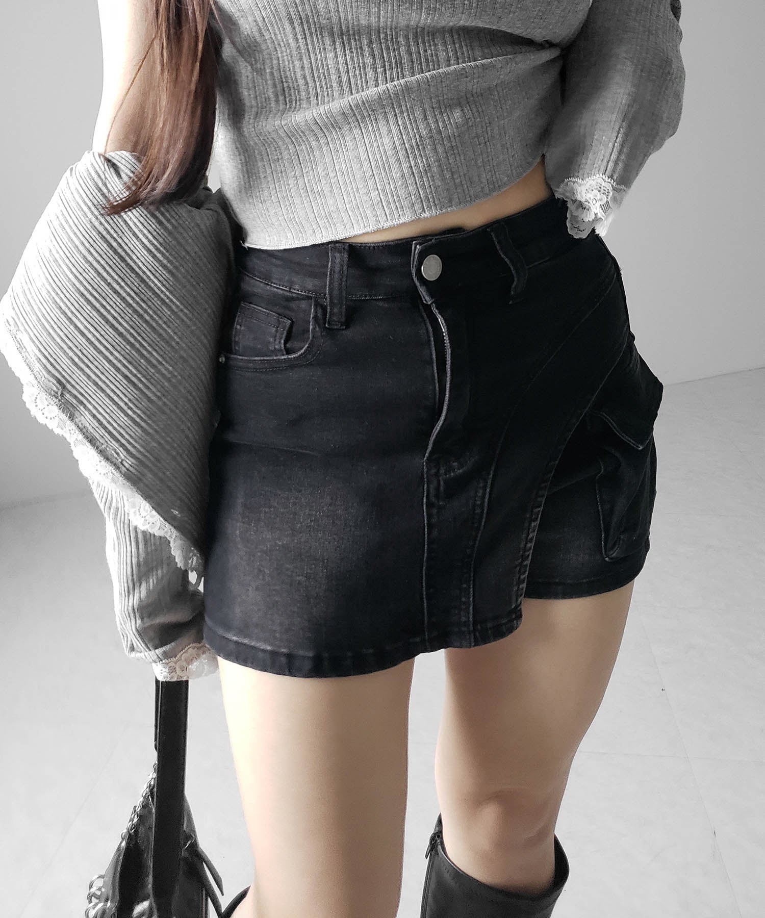 カーゴポケットレイヤードデニムミニスカパン / cargo pocket layered denim mini skirt pants