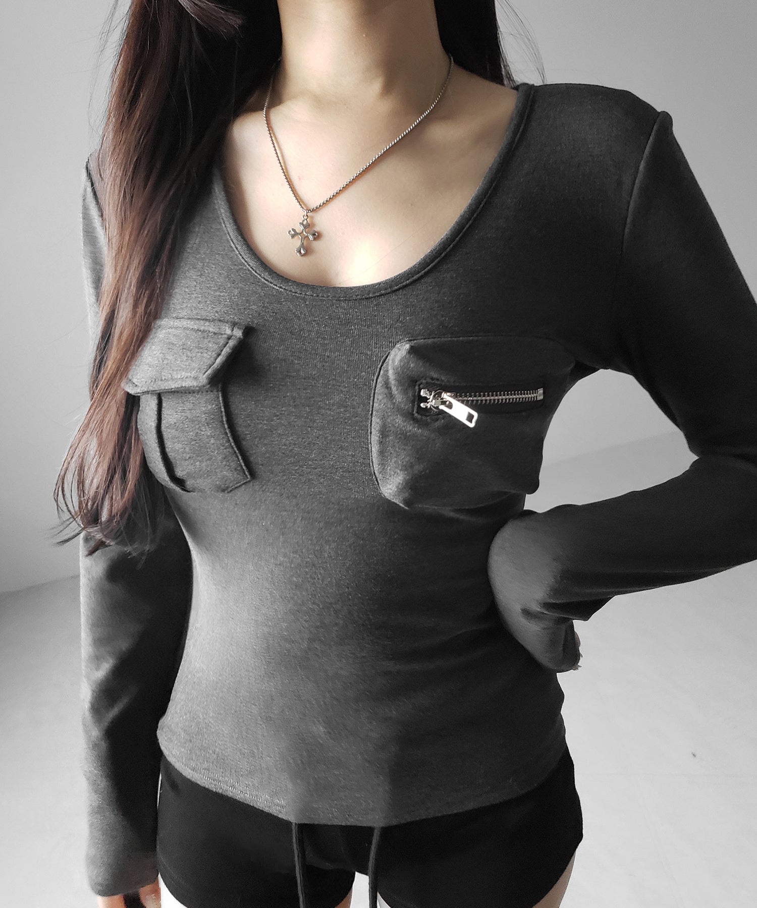 【 裏起毛 】アウトポケットオープンネックスリムトップス / out pocket open neck slim tops