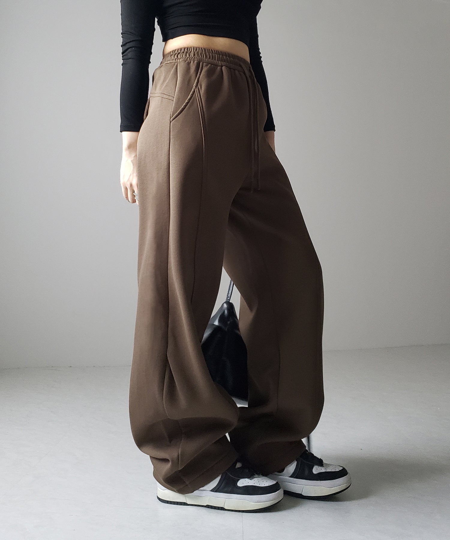 【 裏起毛 】カーブラインサイドタックワイドスウェットパンツ