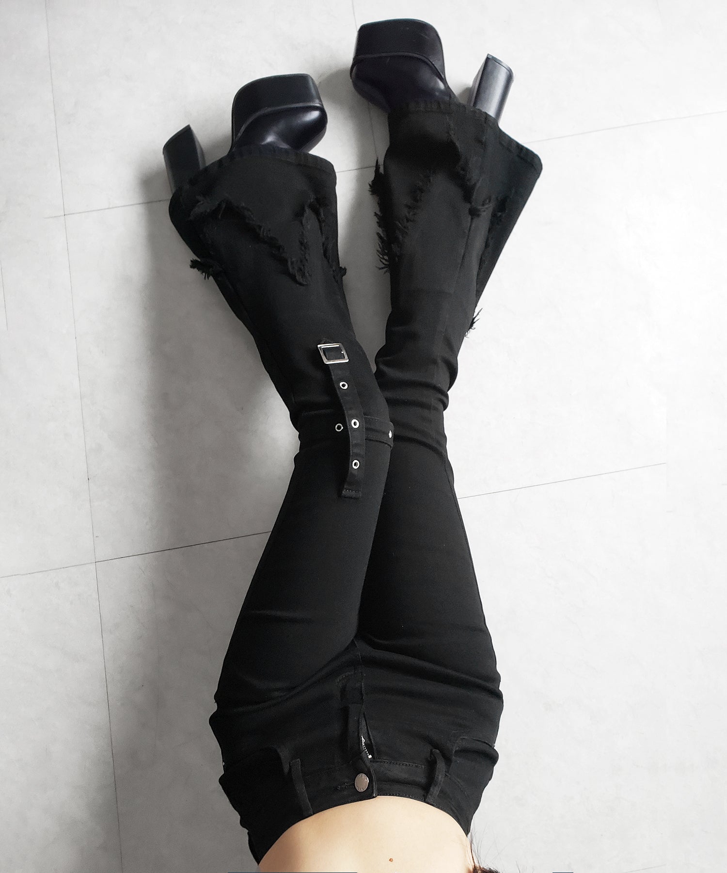 クロスデザインヴィンテージライクフリンジストレッチフレアデニム / cross design vintage-like fringe stretch flare denim