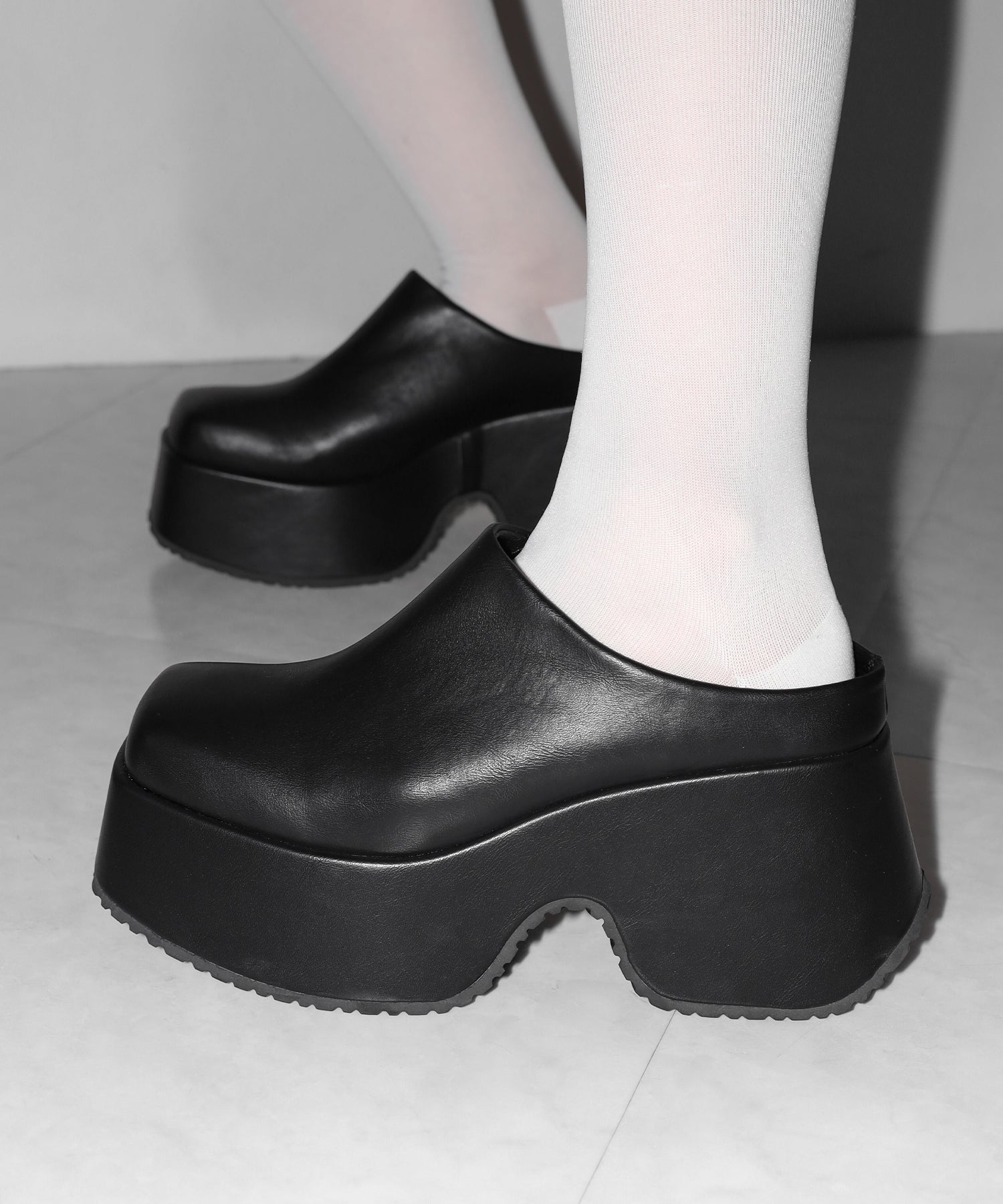 厚底スクエアサボサンダル/platform square sabo sandals
