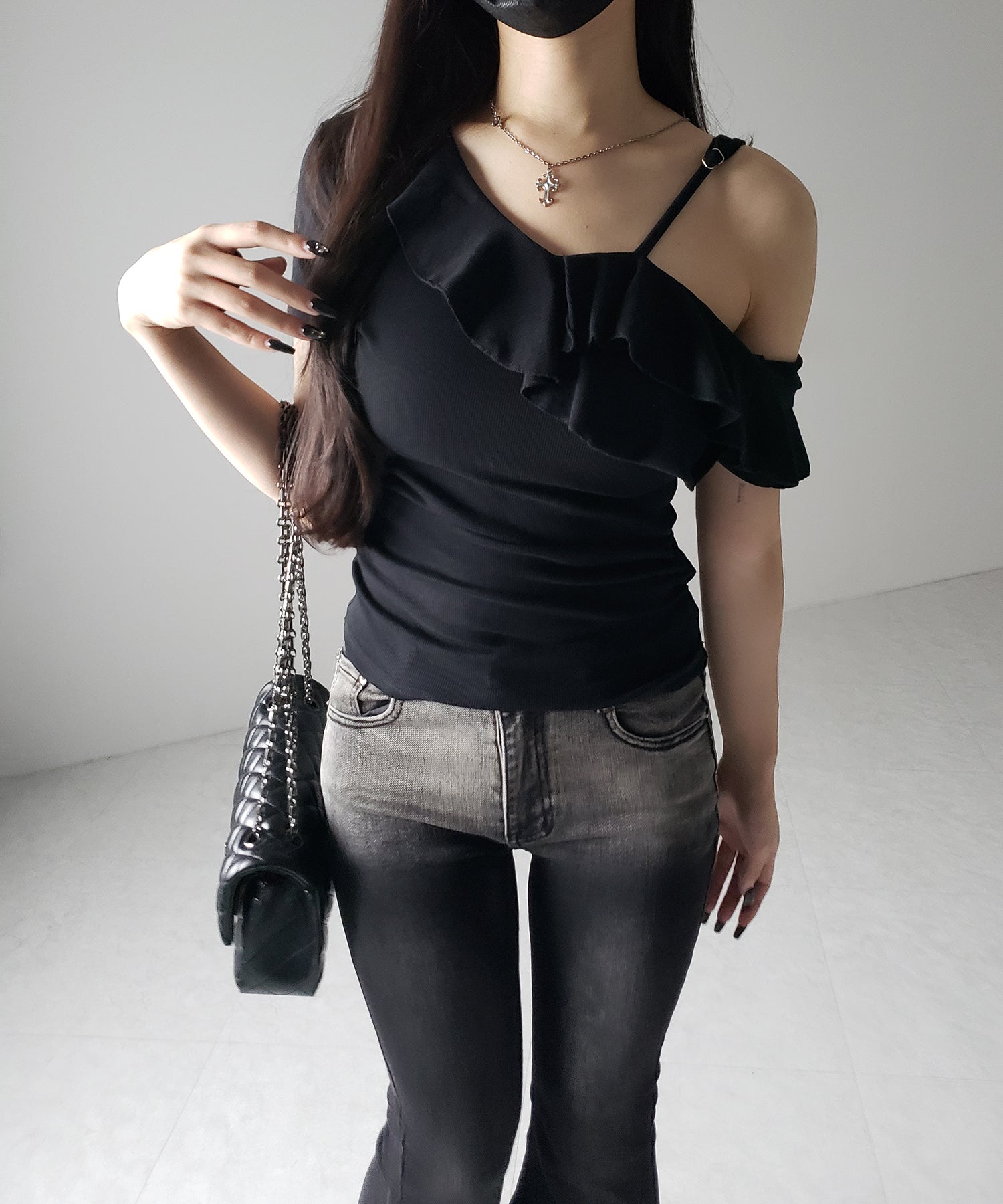 ワンショルストラップフリルリブTシャツ / one shoulder strap frill ribbed T-shirt