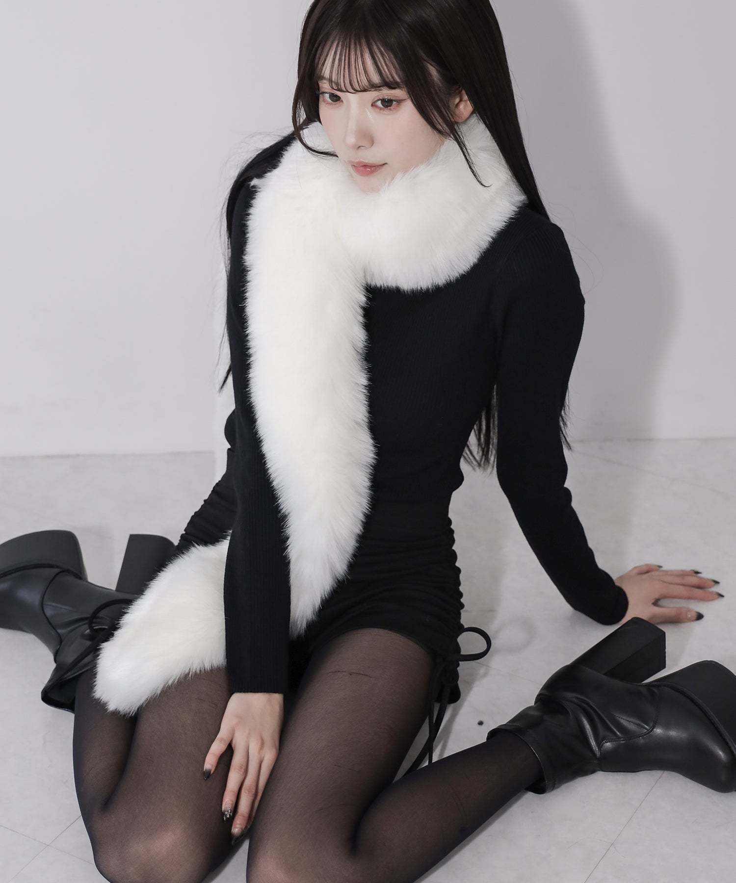 フェイクファーボリュームロングマフラー / fake fur volume long muffler
