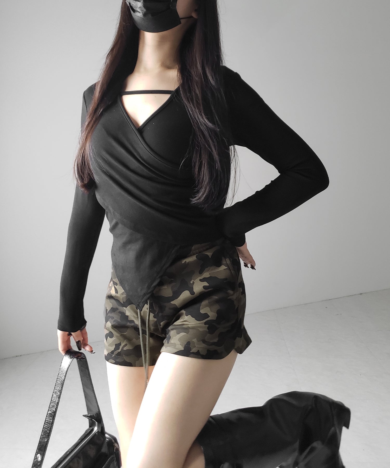 ヴィンテージカモフラタイトショートパンツ / Vintage camouflage tight short pants