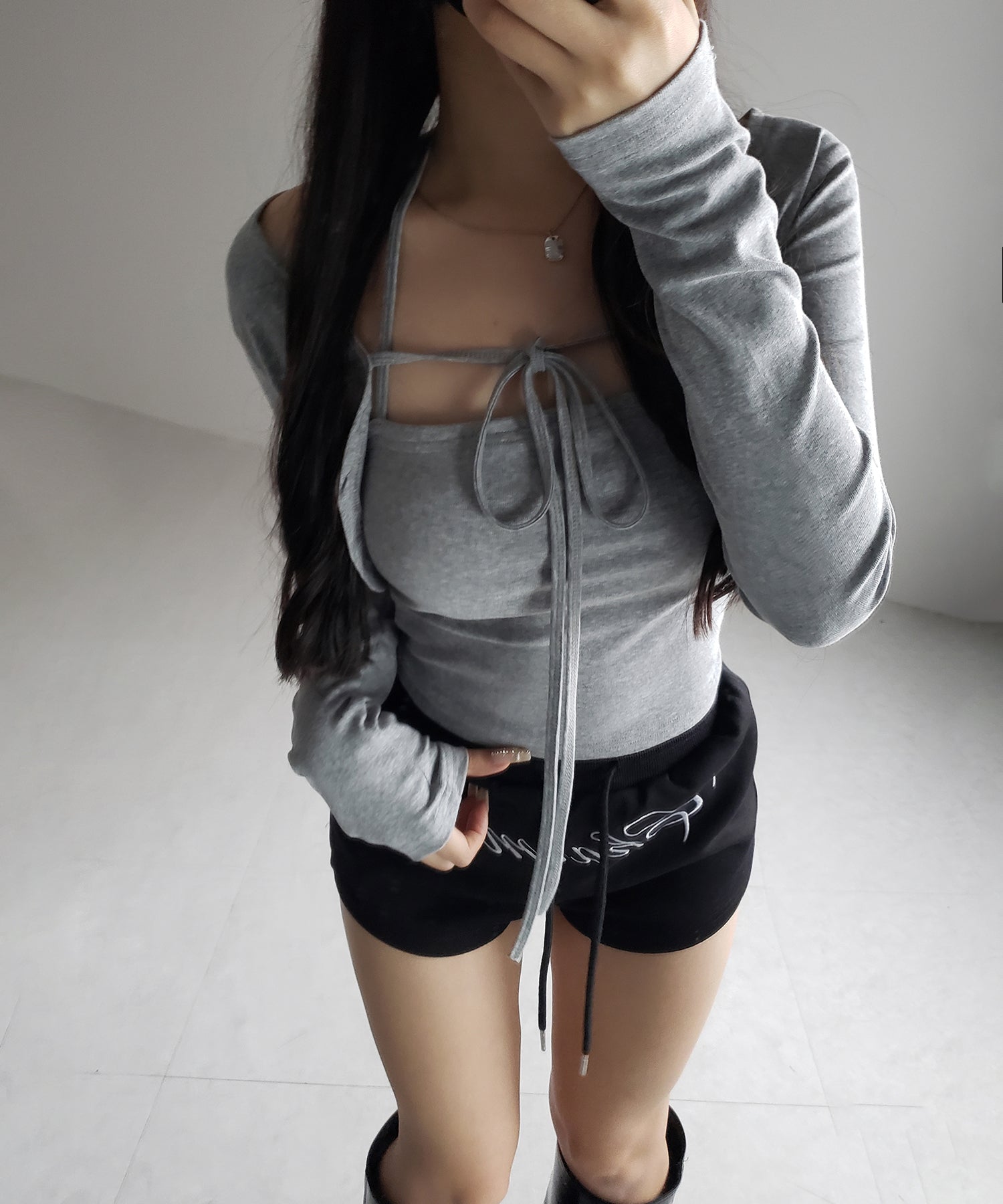 【 2点セット 】フロントリボン長袖ショートカーディガン+ ホルターキャミソール SET / front ribbon longsleeve short cardigan + halter camisole SET
