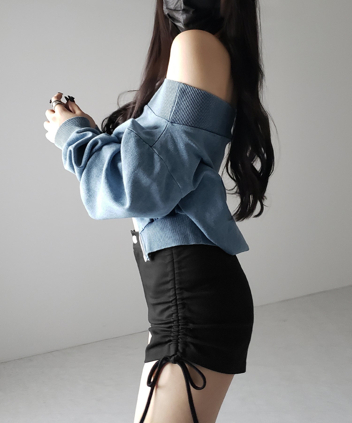 【 2color 】ダブルジップピグメントオフショルスウェットトップス / double zip pigment off shoulder sweat tops