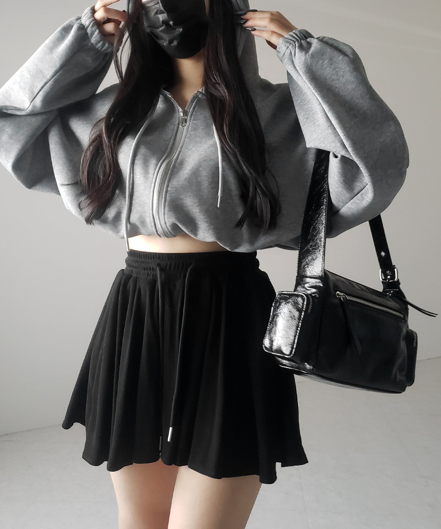 【インナーパンツ裏地付 】ハイウエストカットフレアミニスカート / High waist cut flare mini skirt