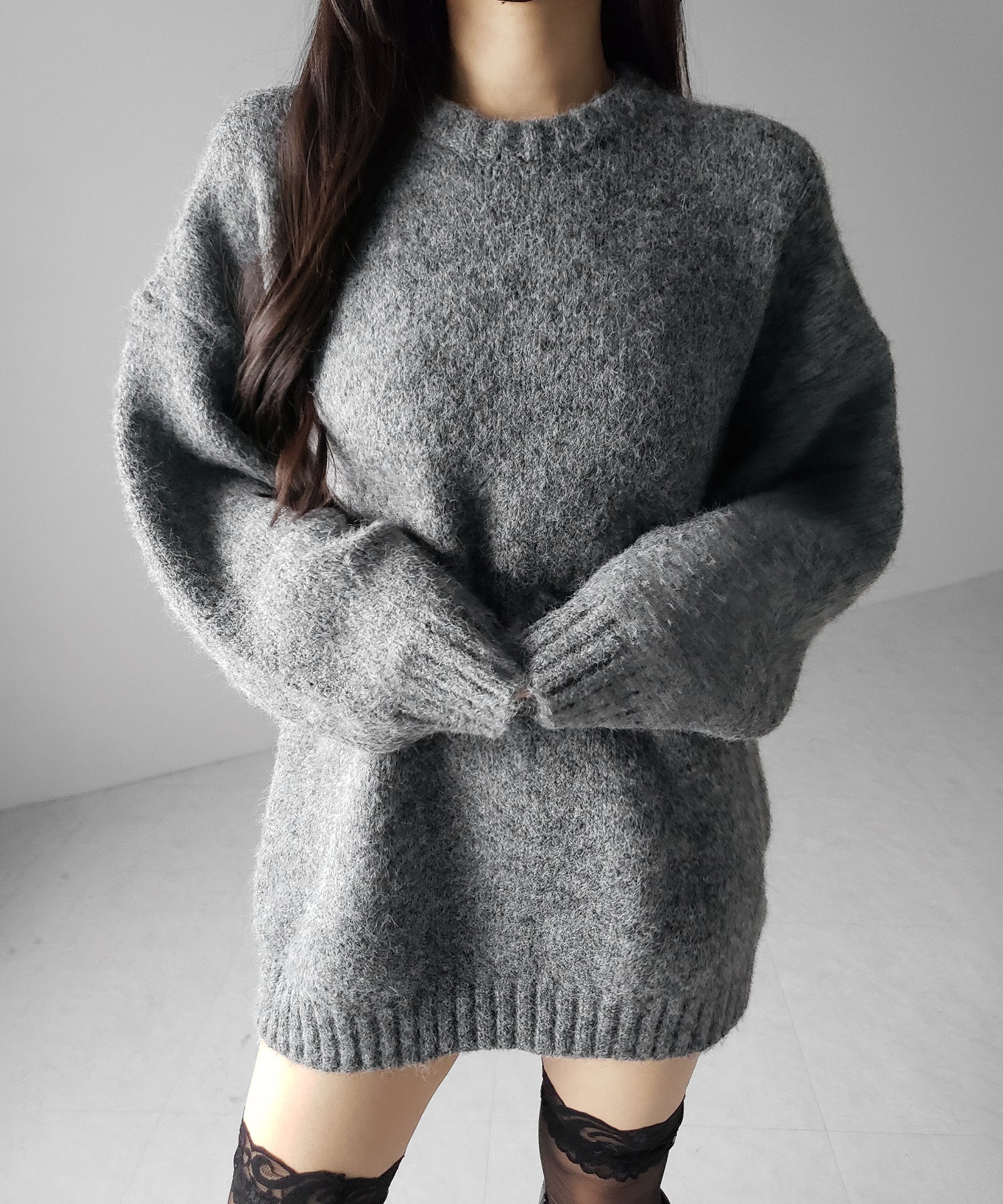 オーバーサイズフラッフィーニットプルオーバー / oversize fluffy knit pullover