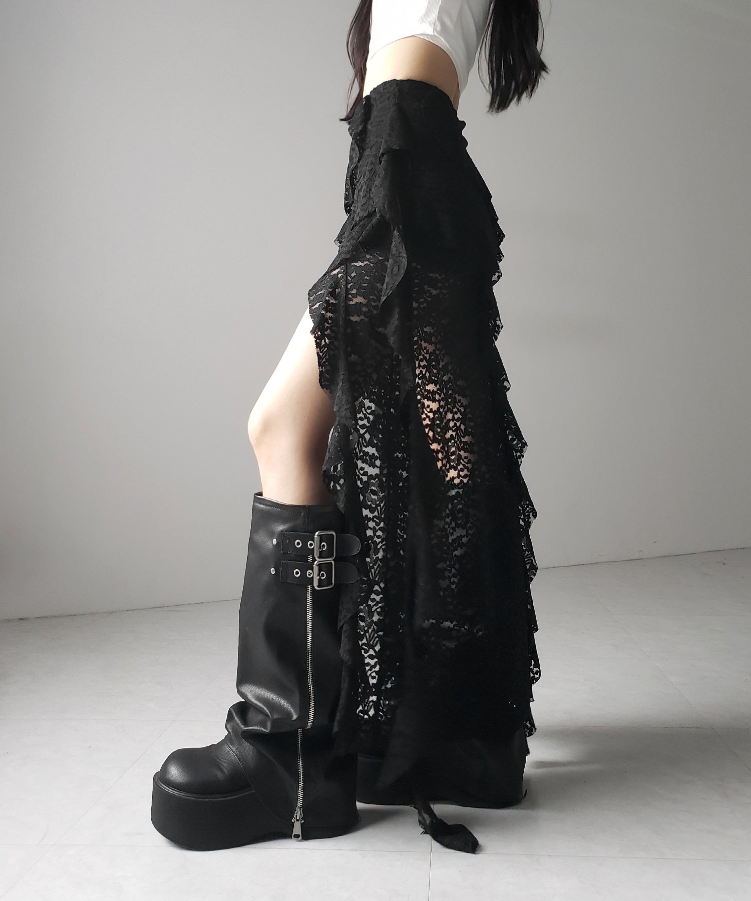【 裏地付 】アシンメトリーフリルレーススリットロングスカート / asymmetry frill lace slit long skirt