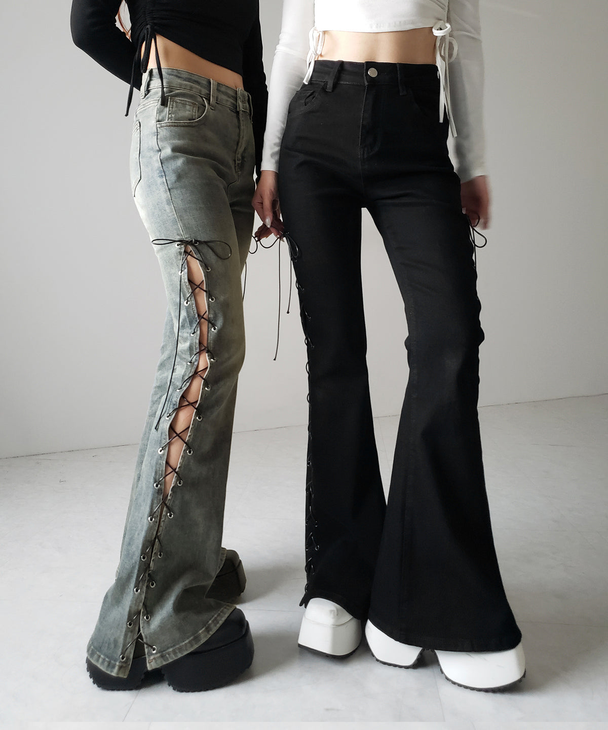 レースアップカットアウトストレッチフレアデニム / lace up cutout stretch flare denim