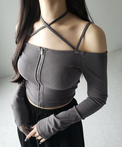 【 カップ付 】フロントジップクロスストラップオフショルトップス / front zip cross straps off-shoulder tops
