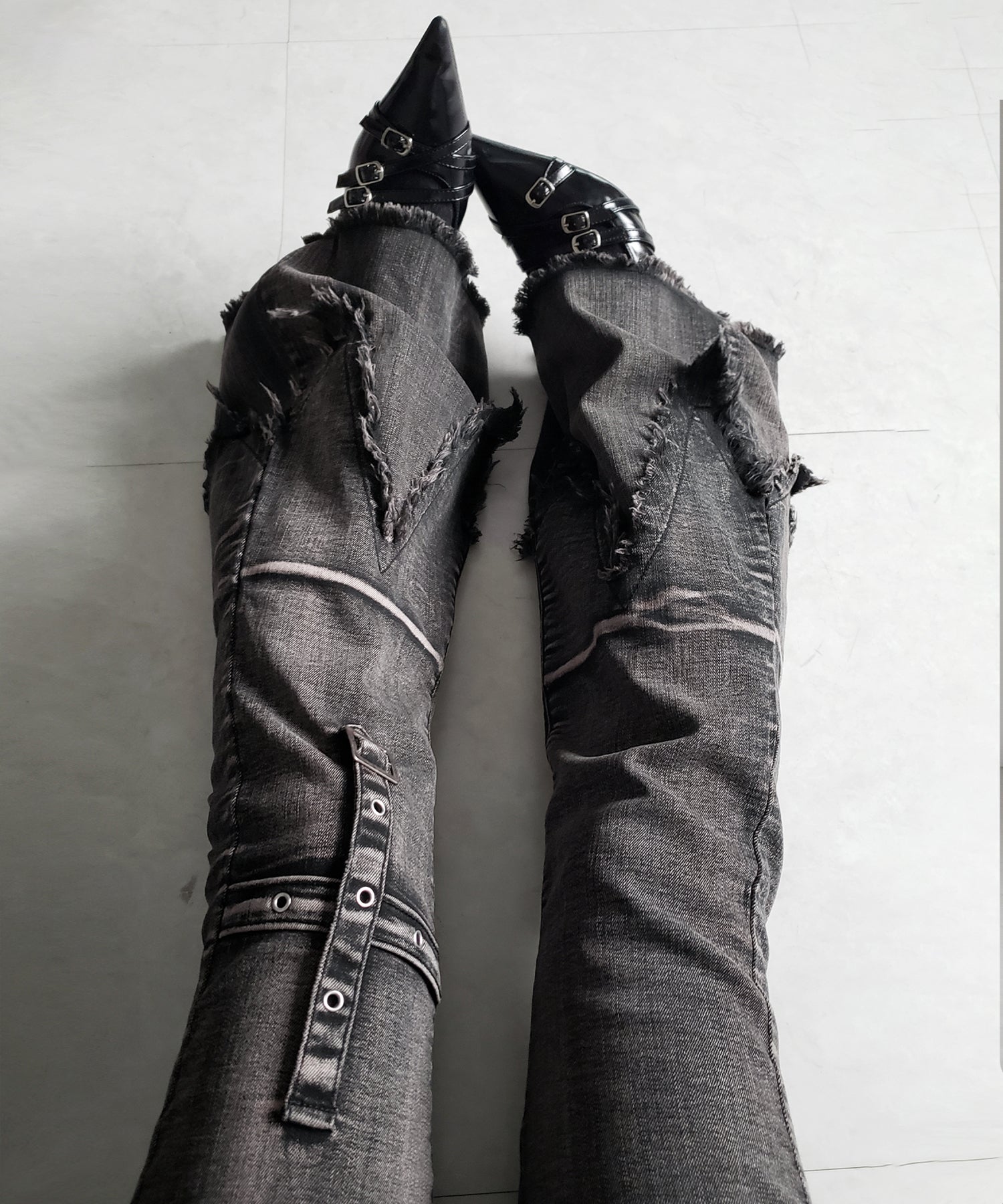 クロスデザインヴィンテージライクフリンジストレッチフレアデニム / cross design vintage-like fringe stretch flare denim