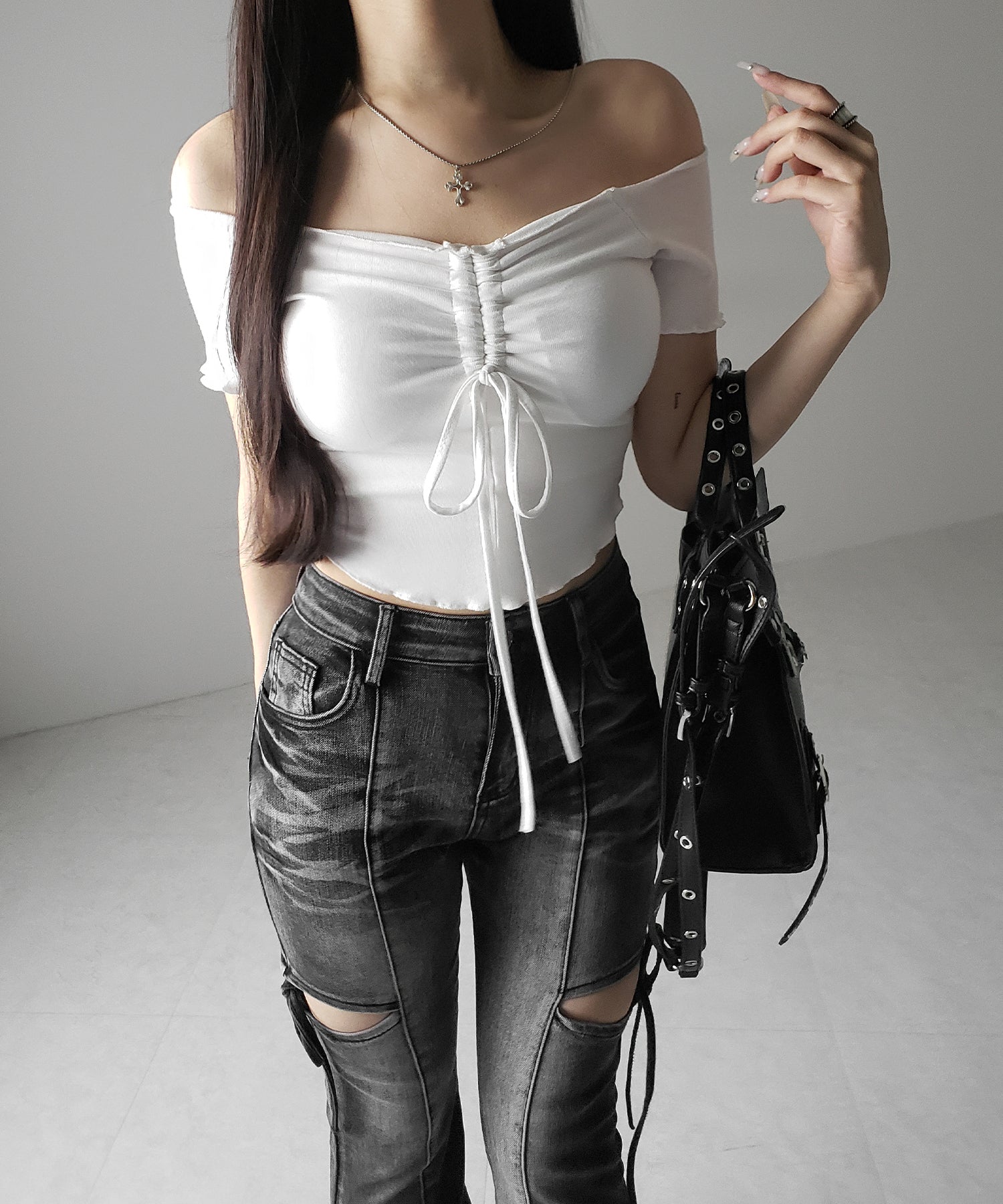 【 3color 】シャーリングリボンオフショルメローTシャツ / shirring ribbon off-shoulder mellow T-shirt