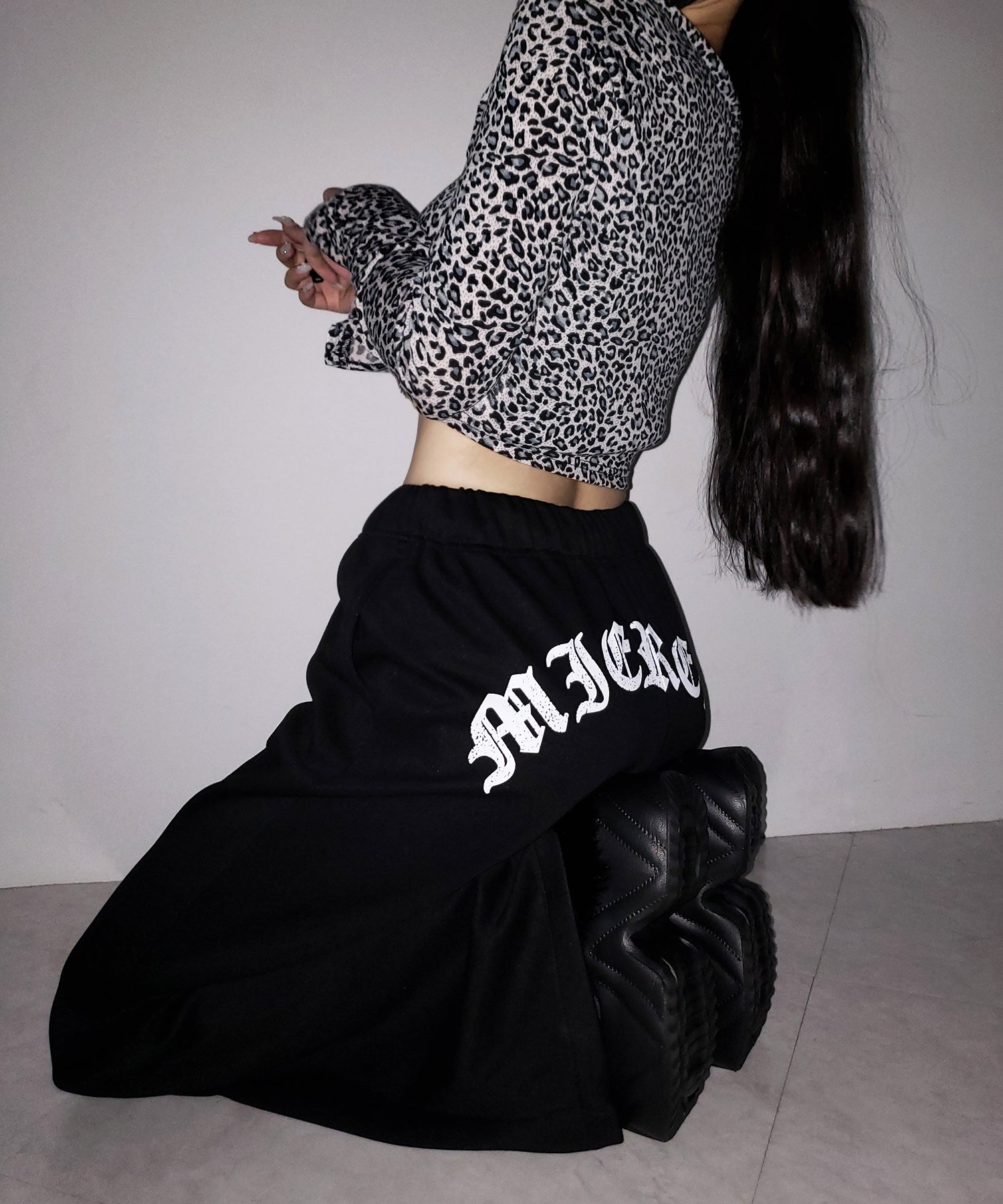 レオパードフロントリボンショートカーディガン / Leopard front ribbon short cardigan