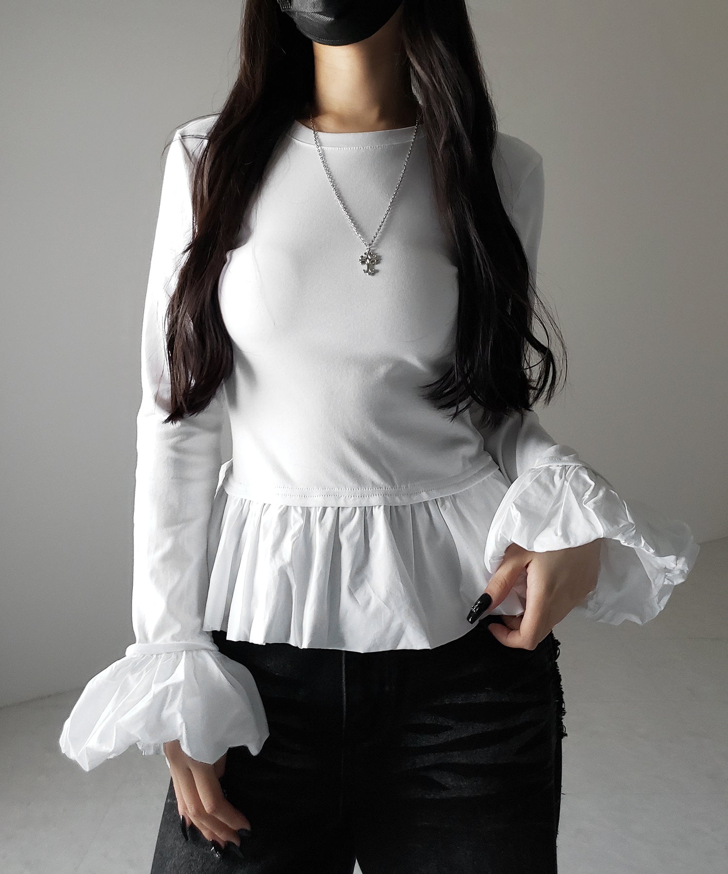 【 2color 】裾バルーンフリルカットソートップス / hem balloon frill cutsew tops