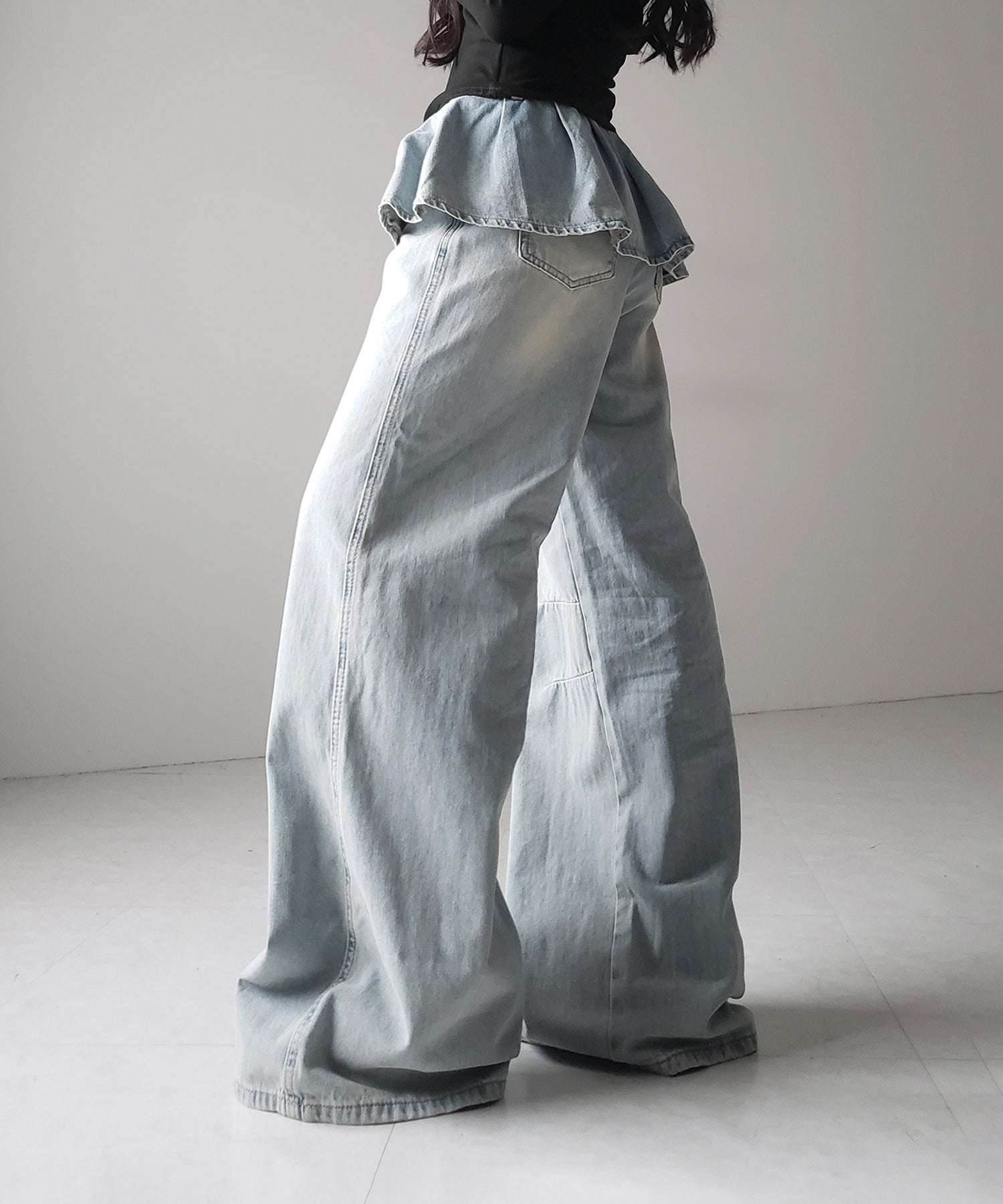 【 2color / 4size 】フリルドッキングレイヤードヴィンテージワイドデニム / frll docking layered vintage wide denim