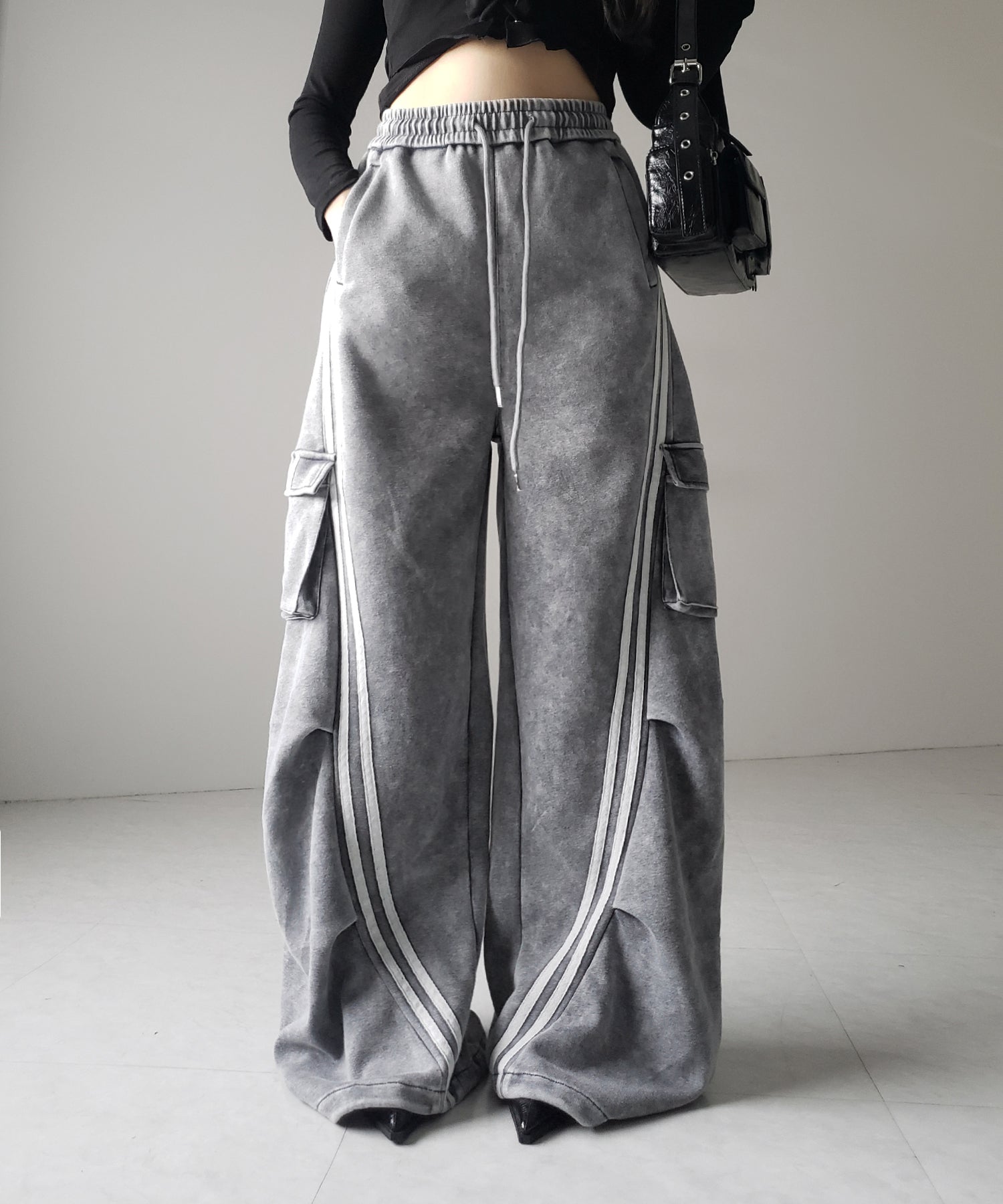 【 裾絞り可能2WAY 】ピグメントヴィンテージサイドラインタックワイドスウェットパンツ / pigment vintage sideline tuck wide sweatpants