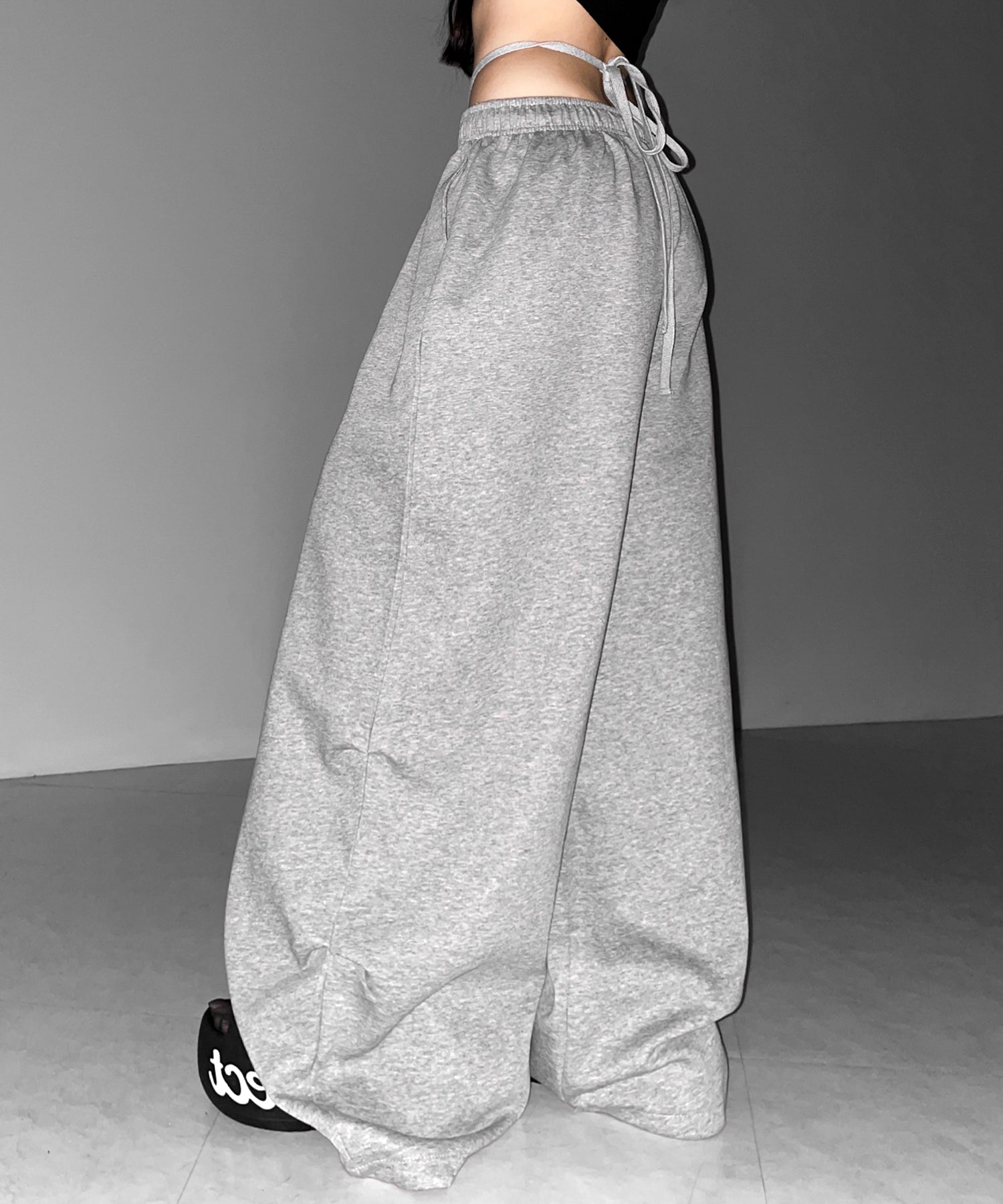 ウエストストリングタックワイドスウェットパンツ / waist string tack wide sweat pants