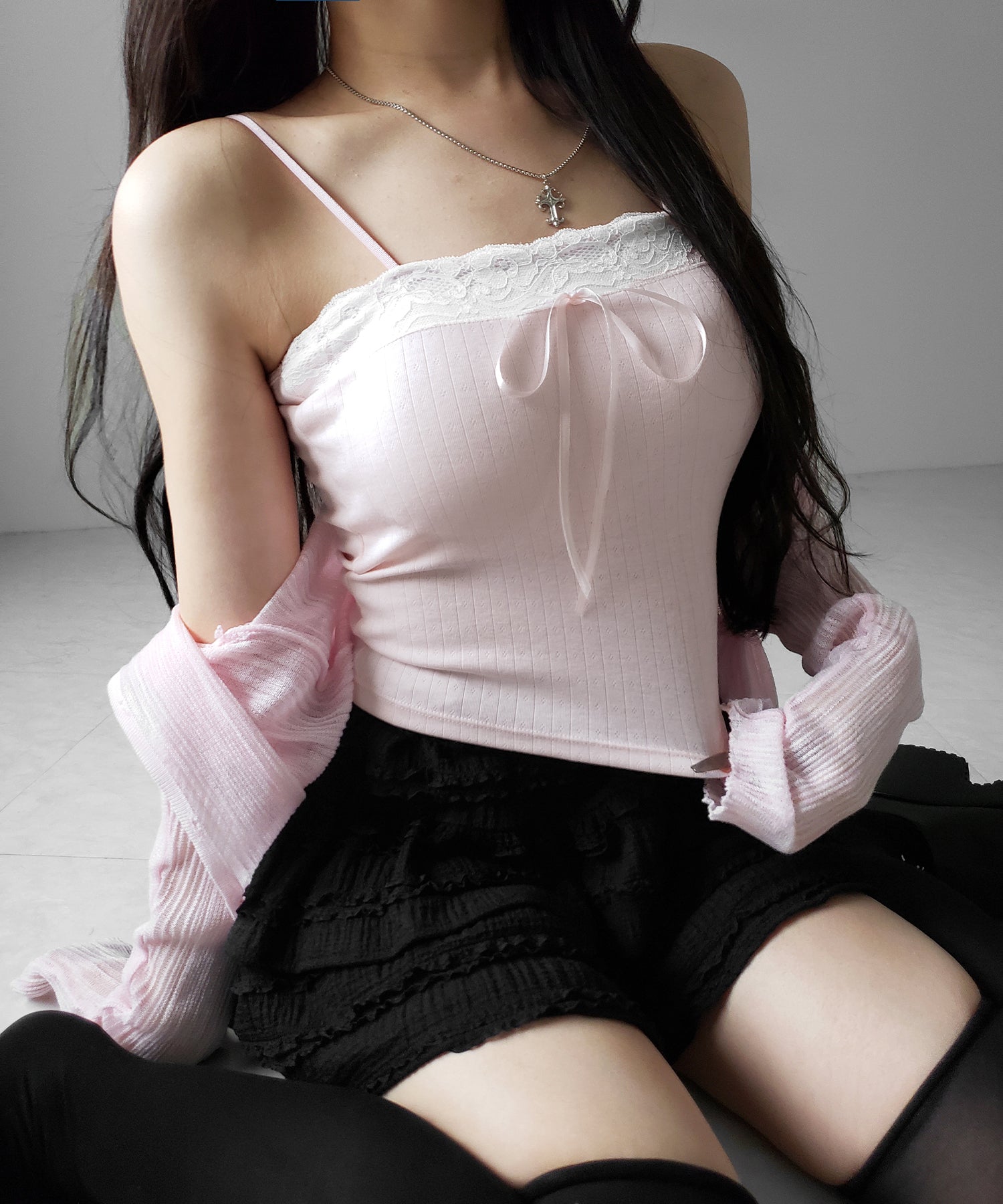 フロントリボンレースショートキャミソール / front ribbon lace short camisole