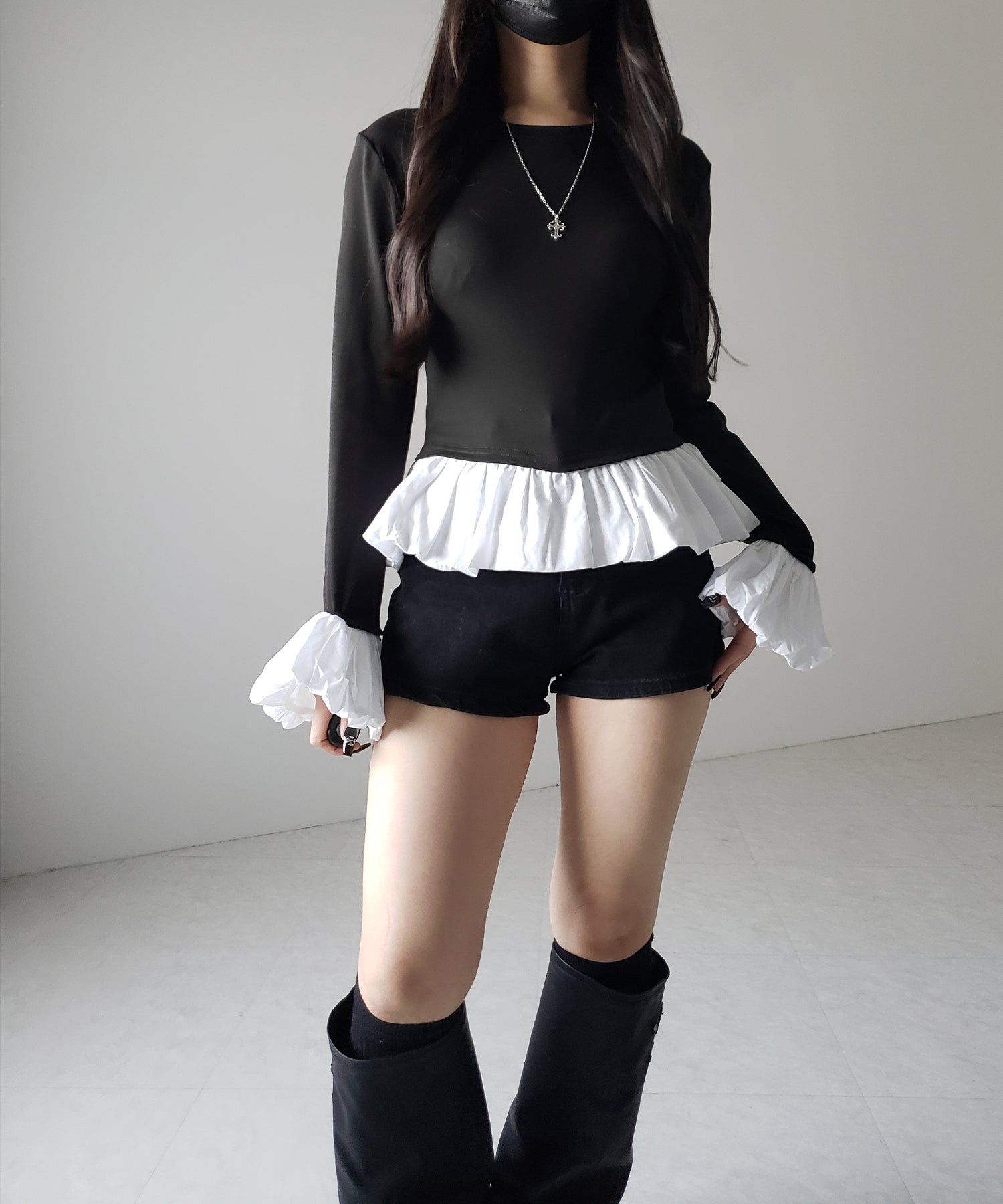 【 2color 】裾バルーンフリルカットソートップス / hem balloon frill cutsew tops