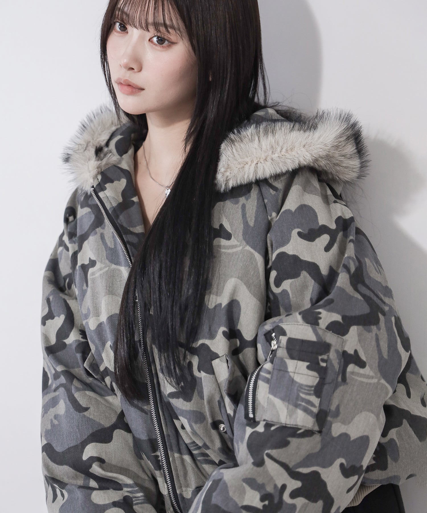 カモフラフェイクファーフーディ中綿ジャケット / camouflage fake fur hoodie down jacket
