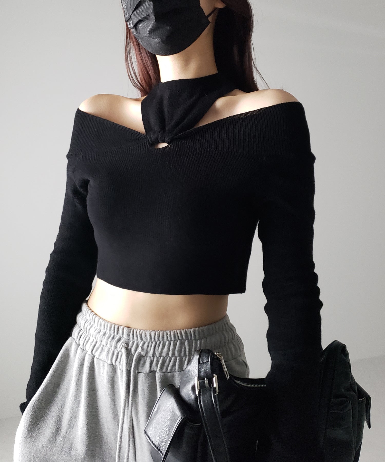 【 3 color 】カットアウトオフショルショートリブニット