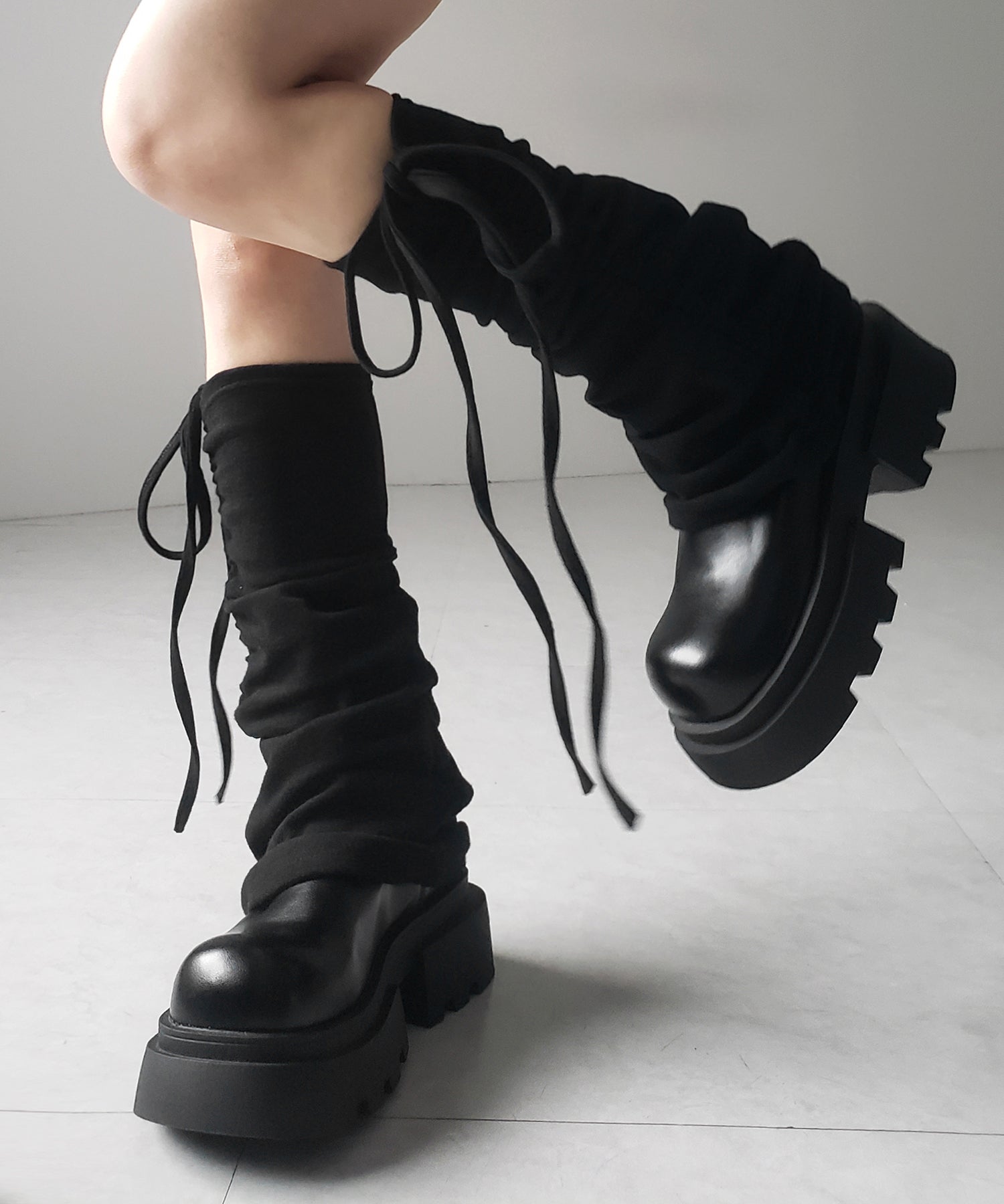 【 2color 】ストラップリボンサイドシャーリングレッグカバー / strap ribbon side shirring leg cover
