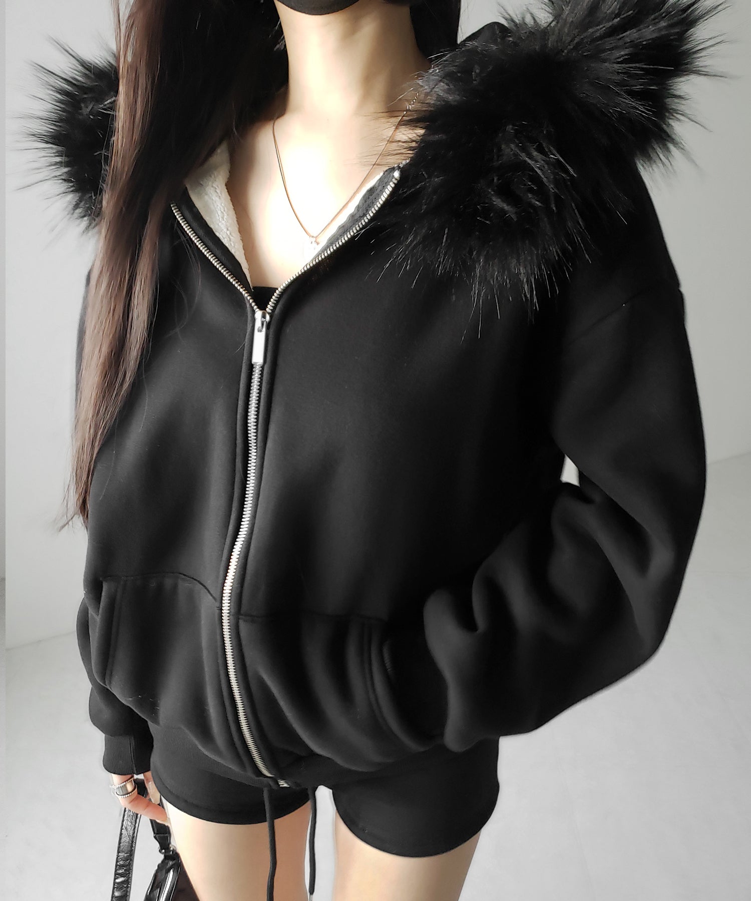 【 セットアップ 】裏起毛ファーフードオーバージップパーカー&スウェットショートパンツ / Urakimo fur over zip hoodie & sweat short pants SETUP