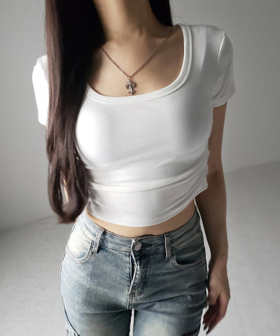 スクエアネックショートスリム半袖Tシャツ / square neck short slim sleeve T-shirt