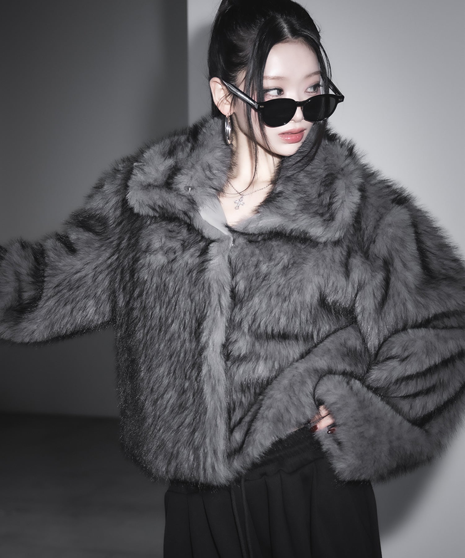 スタンドカラーミックスファーショートコート / stand-collar mix fur short coat