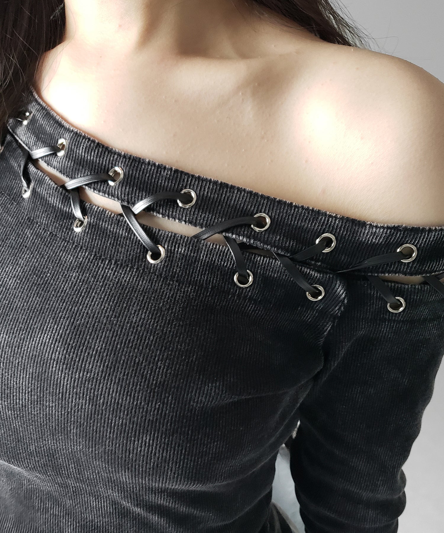 ヴィンテージカットアウトレースアップワンショルリブトップス / vintage cutout laceup one shoulder lib tops