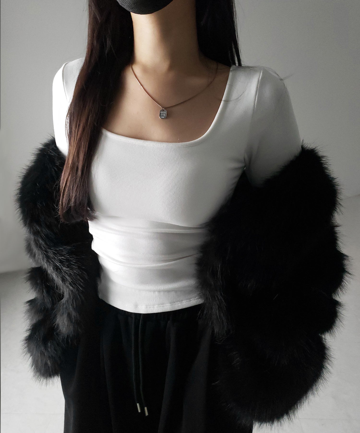 【 裏起毛 / カップ付き 】スクエアネックスリムカットソートップス