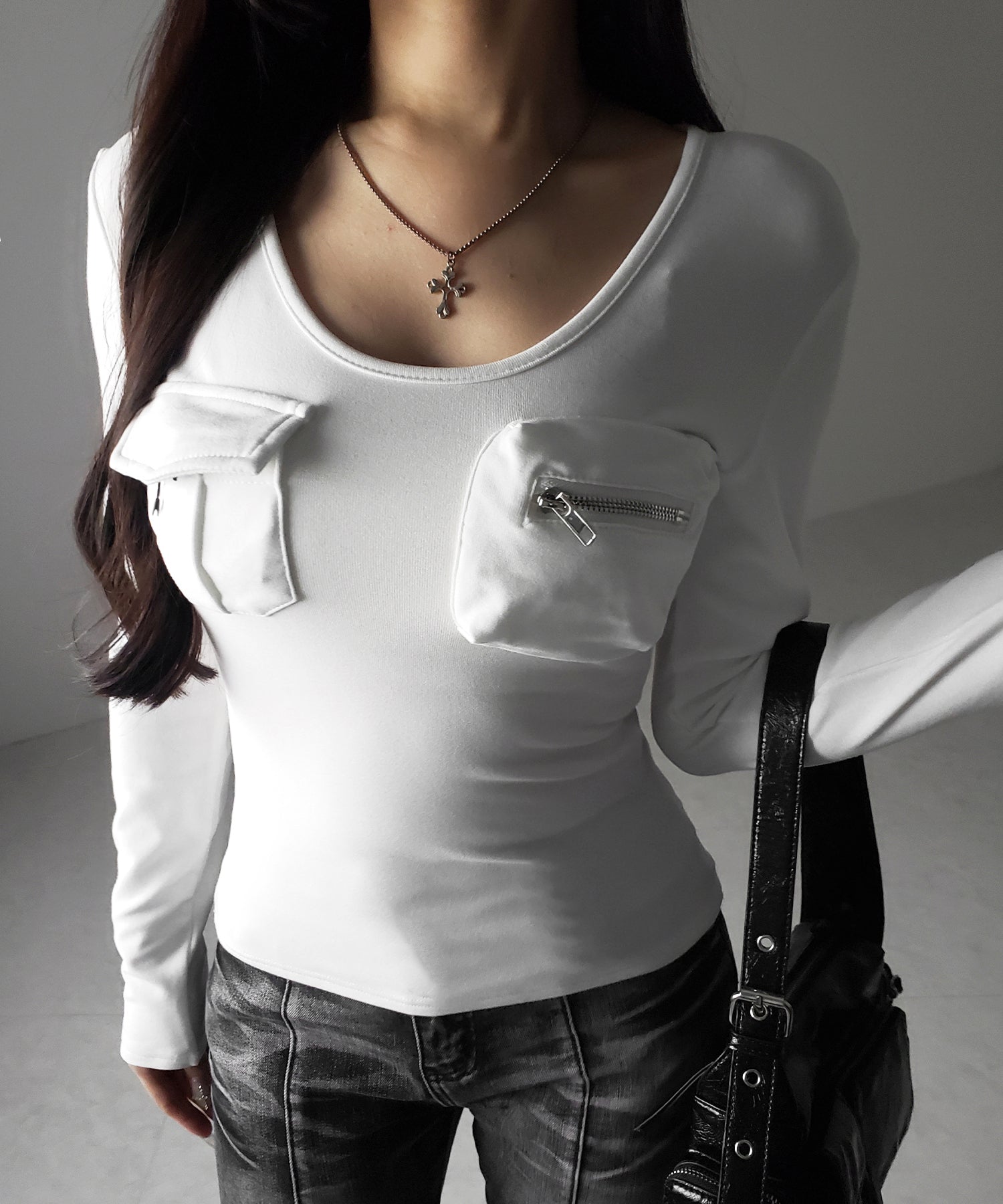 【 裏起毛 】アウトポケットオープンネックスリムトップス / out pocket open neck slim tops