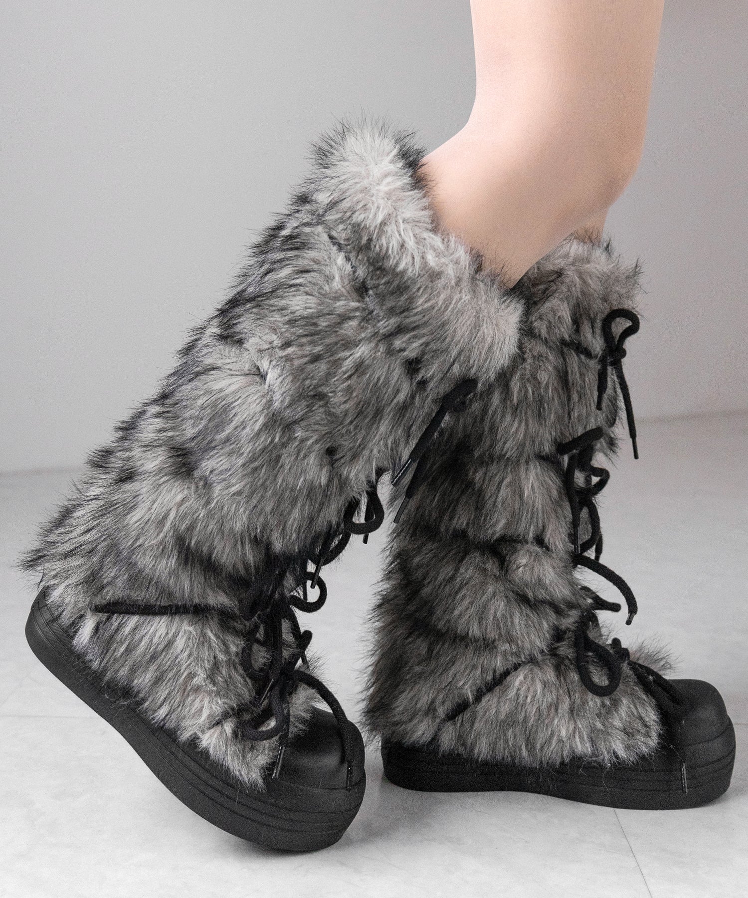 ボリュームフェイクファーレースアップロングブーツ / volume fake fur laceup long boots
