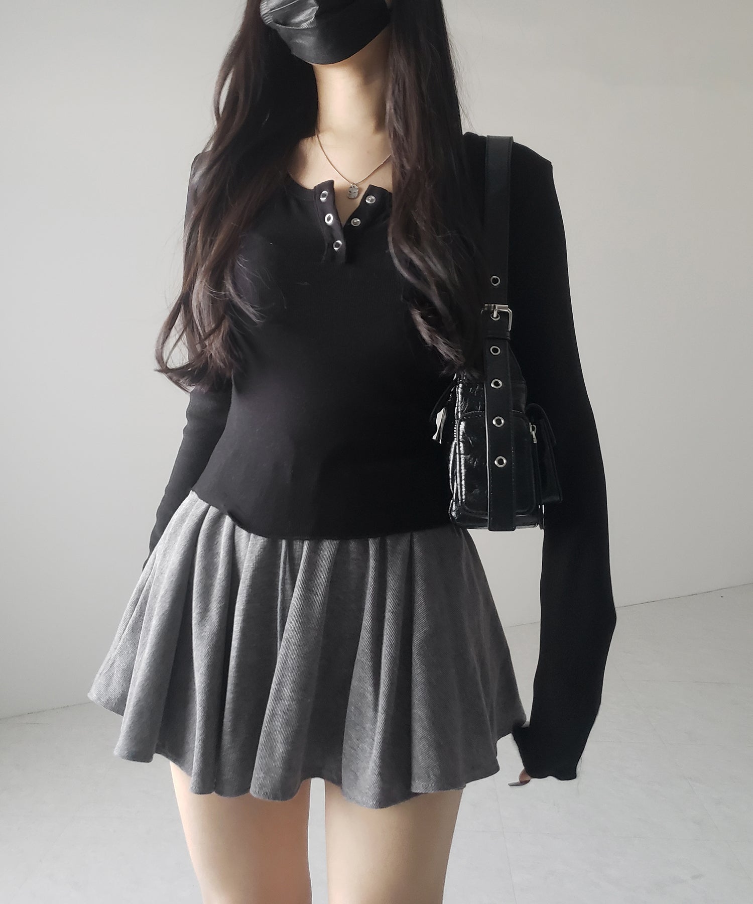 【インナーパンツ裏地付 】ハイウエストカットフレアミニスカート / High waist cut flare mini skirt