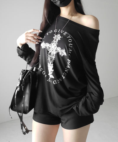 【 ワンショルにできる2way 】クロスロゴプリントワンショルルーズシアーTシャツ / 2WAY cross logo print one shoulder loose sheer T-shirt