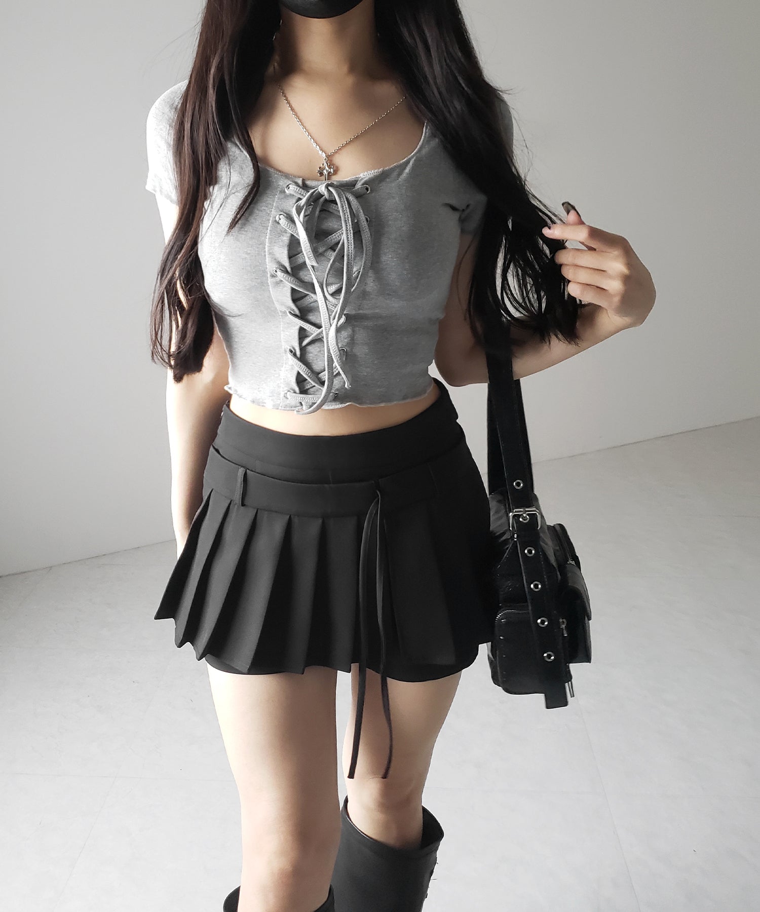 ストラップリボンプリーツショートパンツ / strap ribbon pleated short pants