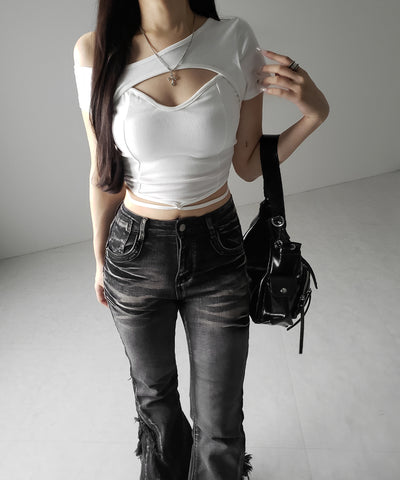 胸開きカットアウトクロスストラップワンショルダーTシャツ / open chest cutout cross strap one shoulder T-shirts