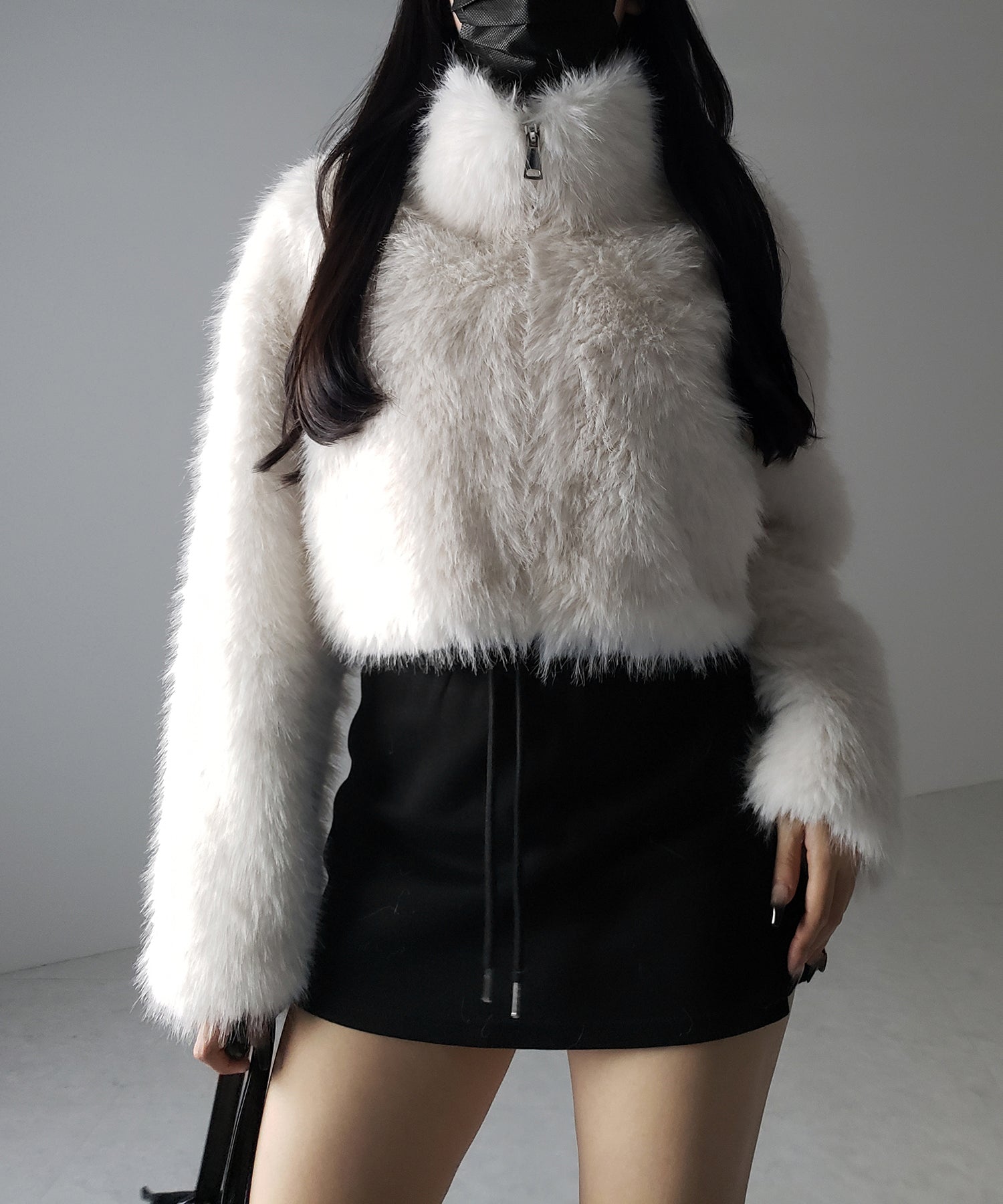 ジップアップスタンドカラーショートフェイクファーコート / zip up stand-collar short fake fur coat