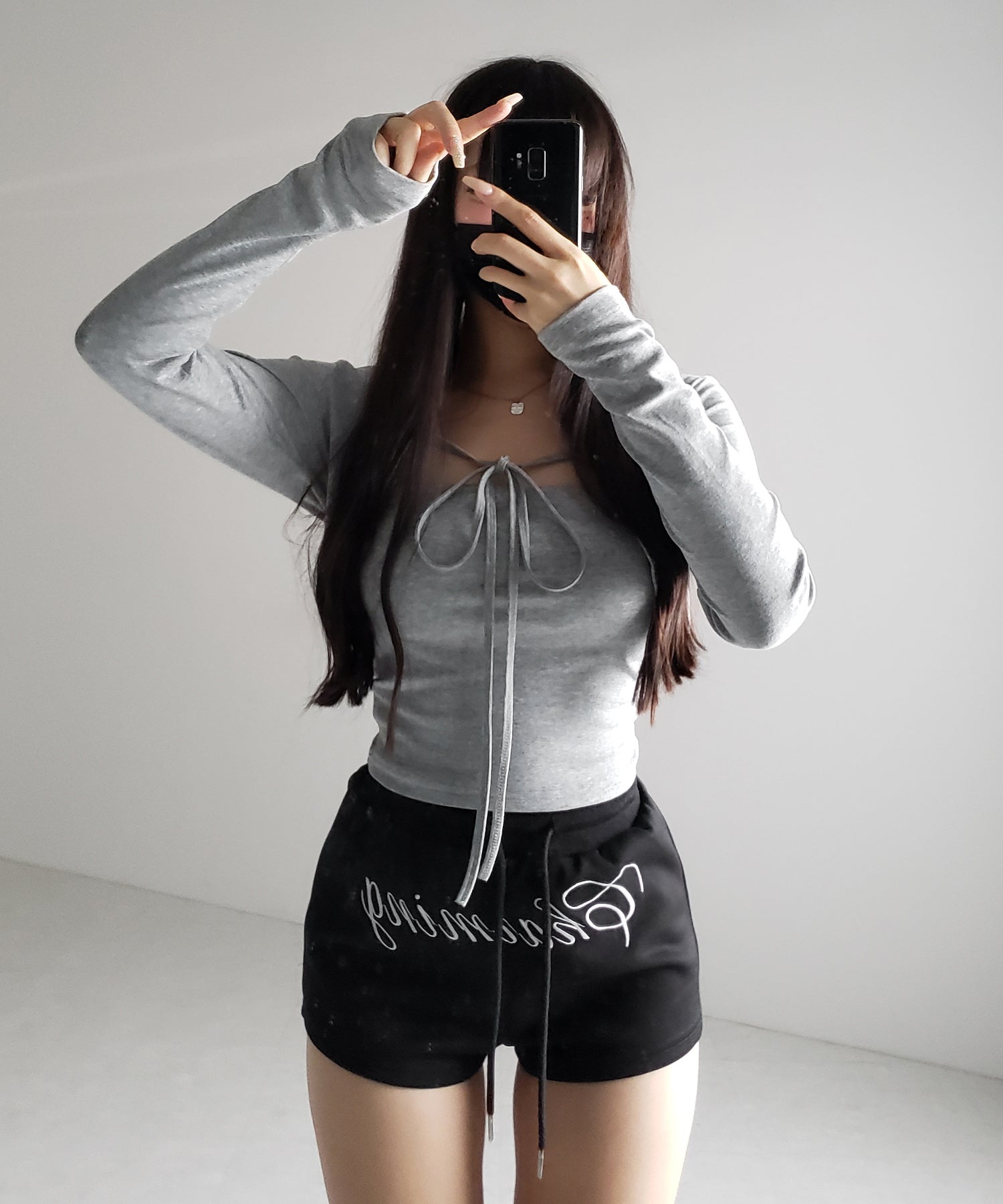 【 2点セット 】フロントリボン長袖ショートカーディガン+ ホルターキャミソール SET / front ribbon longsleeve short cardigan + halter camisole SET